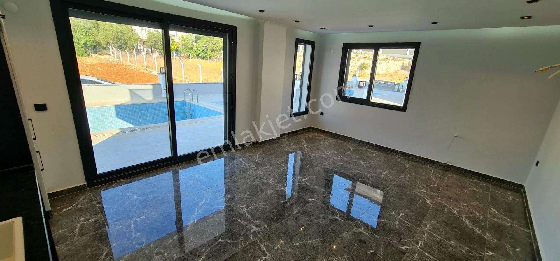 Didim Akbükte 4+1 Tam Müstakil Sıfır Villa - Görsel 18