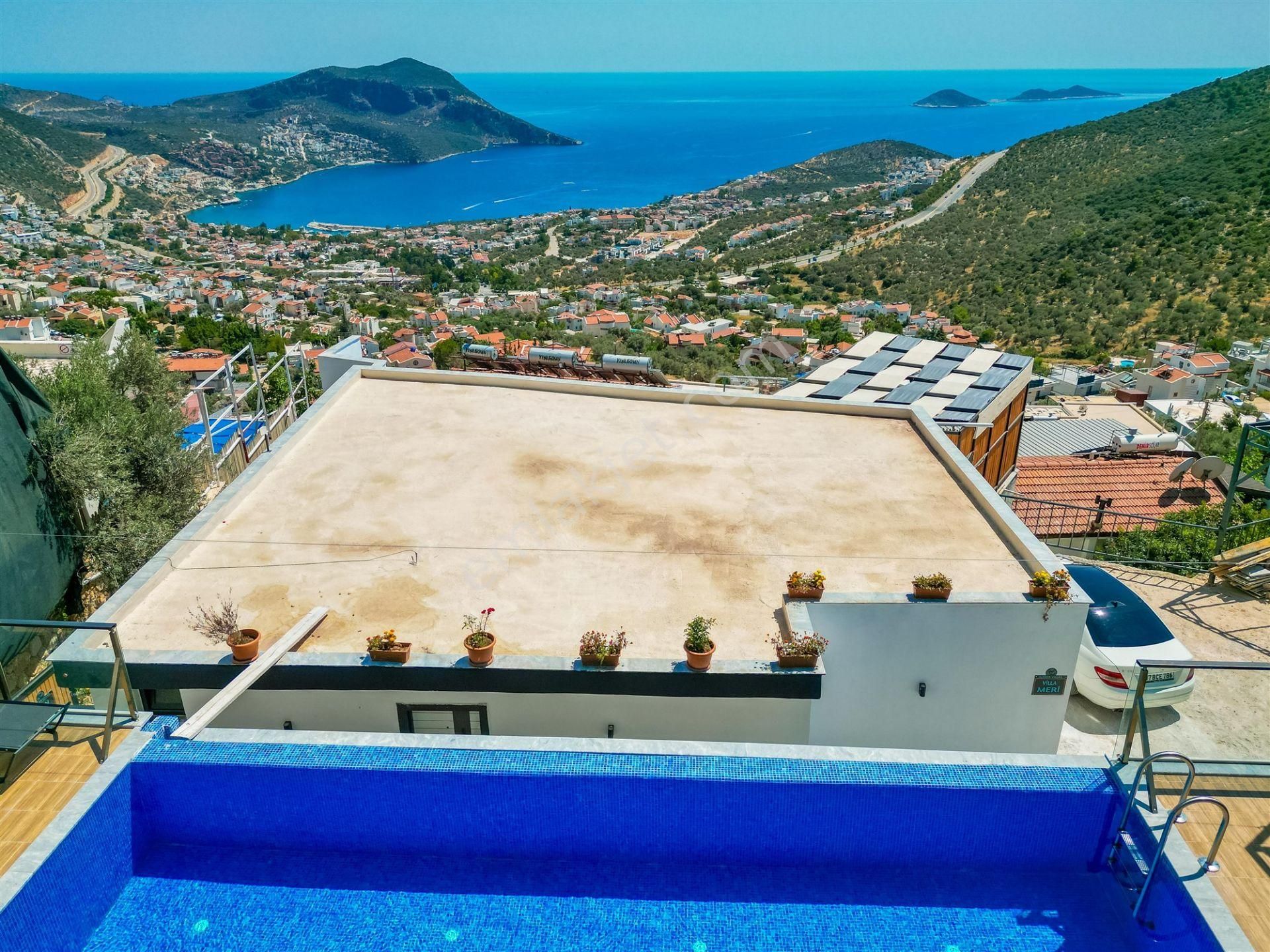 Kaş İslamlar Günlük Kiralık Villa Kalkan'da Deniz Manzaralı 5 Kişilik Özel Havuzlu Günlük Villa 