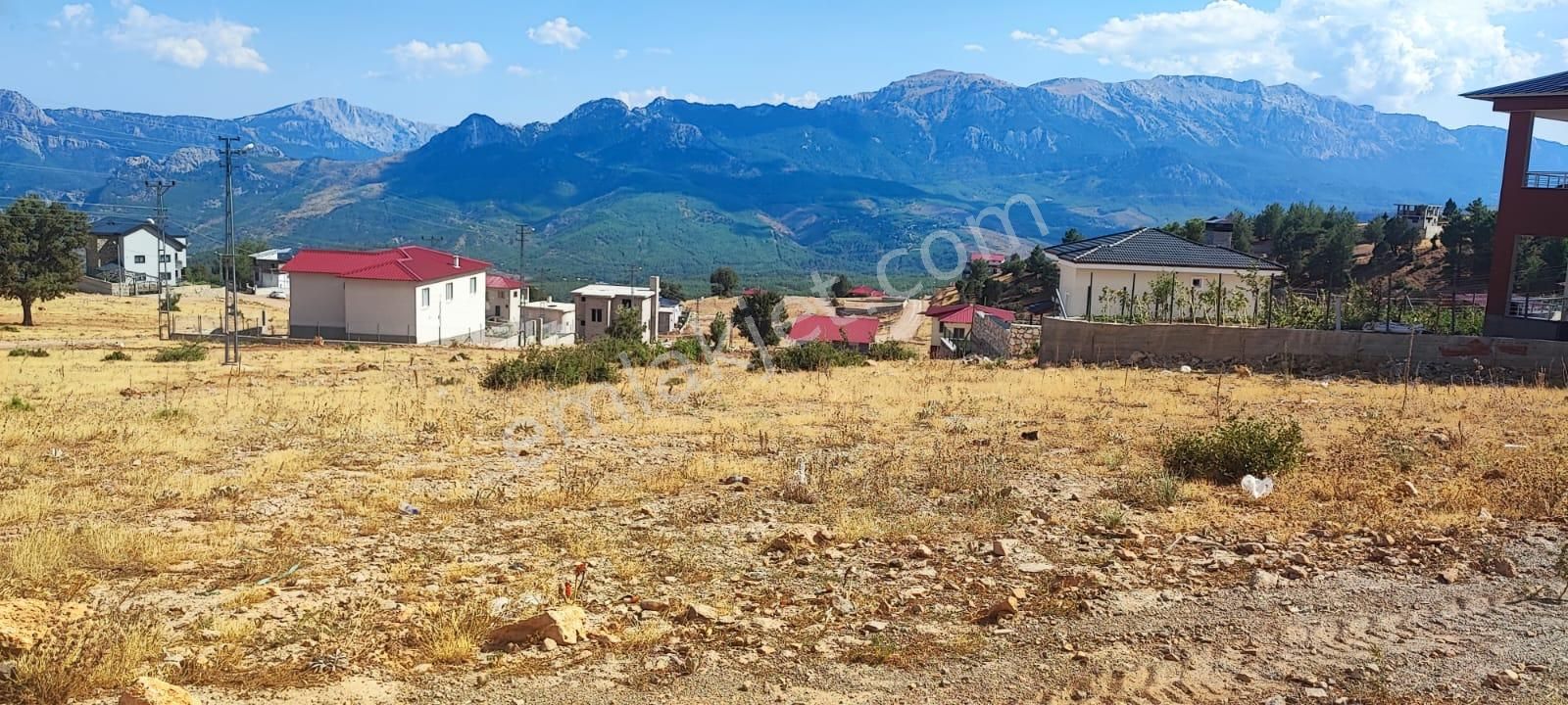 Pozantı Kar Emlaktan Bozkırlı Mevkiinde Satılık 450m2 Arsa