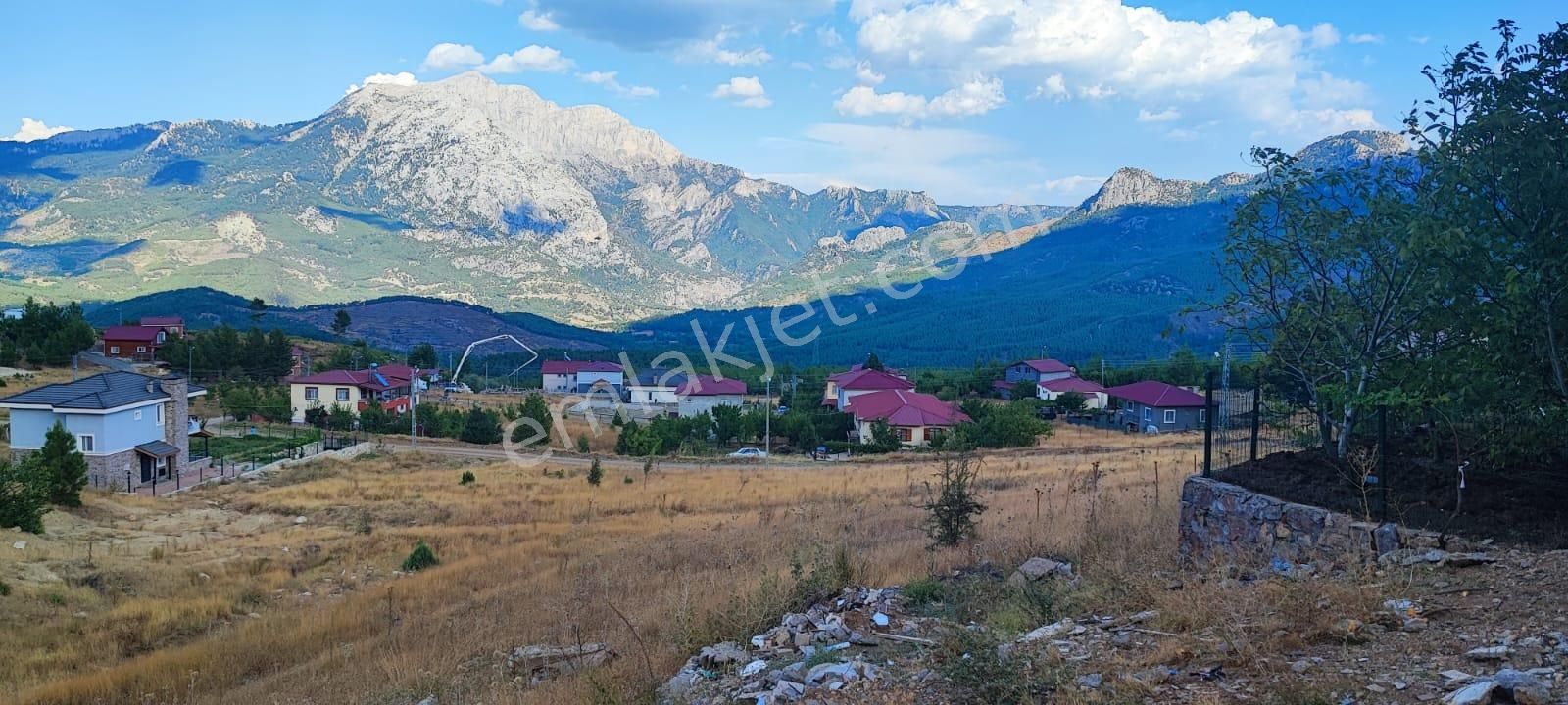 Pozantı Kar Emlaktan Yapıtaş Sitesi Yanı Satılık 450m2 Arsa