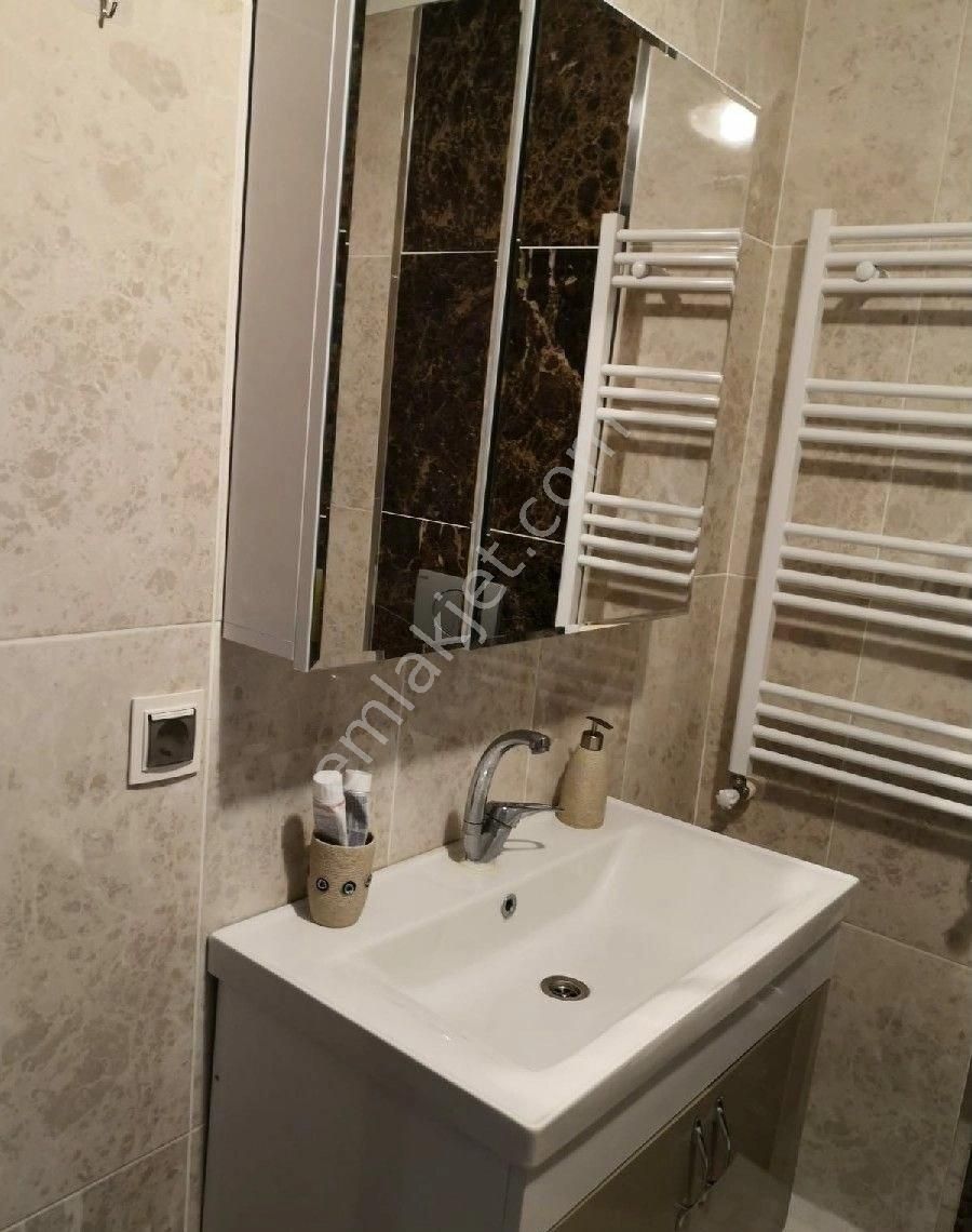 https://imaj.emlakjet.com/listing/13852990/77B37B71C8C888CA45A771A73FC5A2B413852990.jpg
