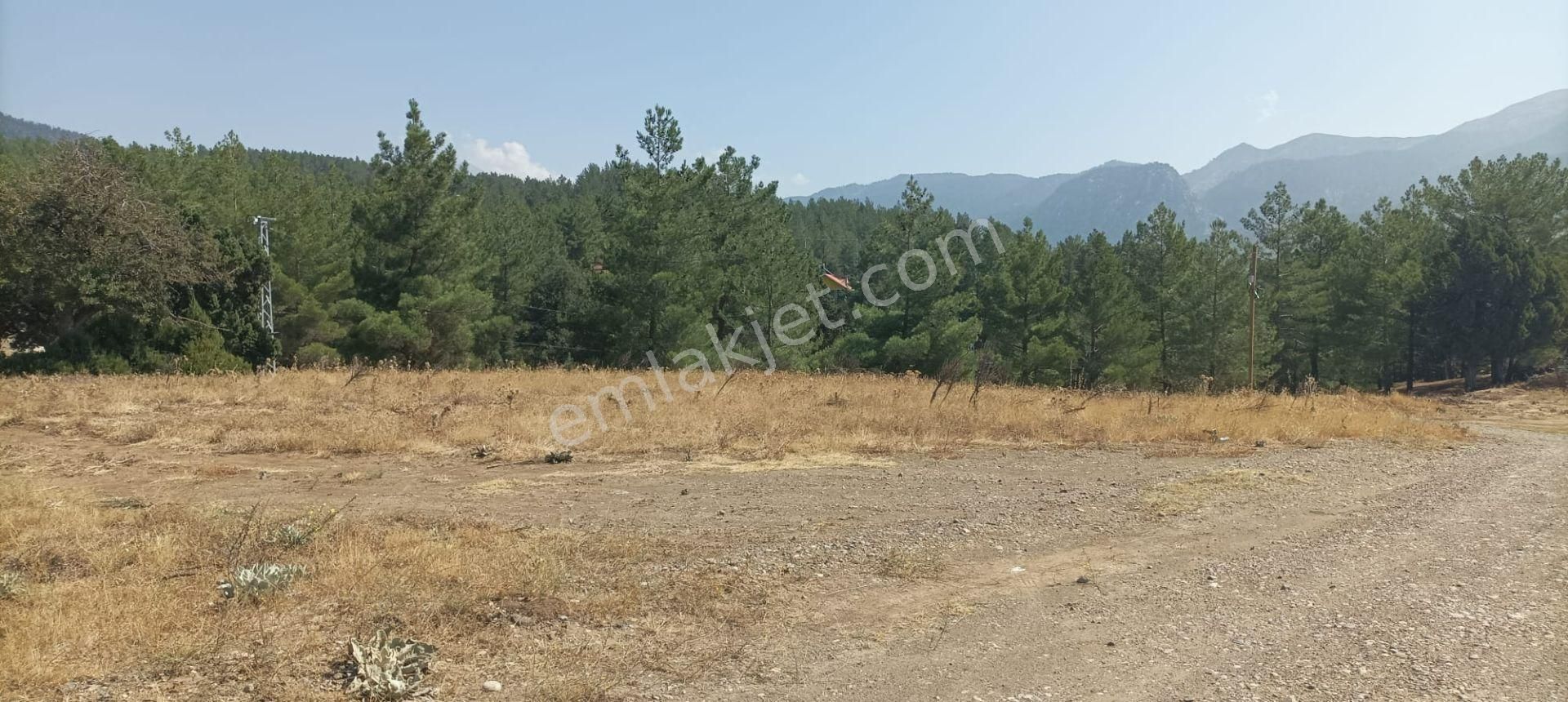 Pozantı Kar Emlaktan Alpu Yaylasında Anayola Yakın Satılık 400m2 Arsa - Görsel 4