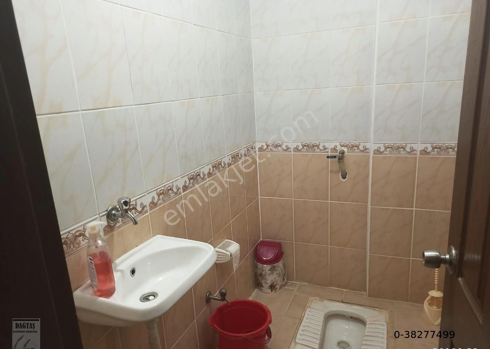 https://imaj.emlakjet.com/listing/13853660/4D4E46C676DE6556439ADEF823F2A05D13853660.jpg