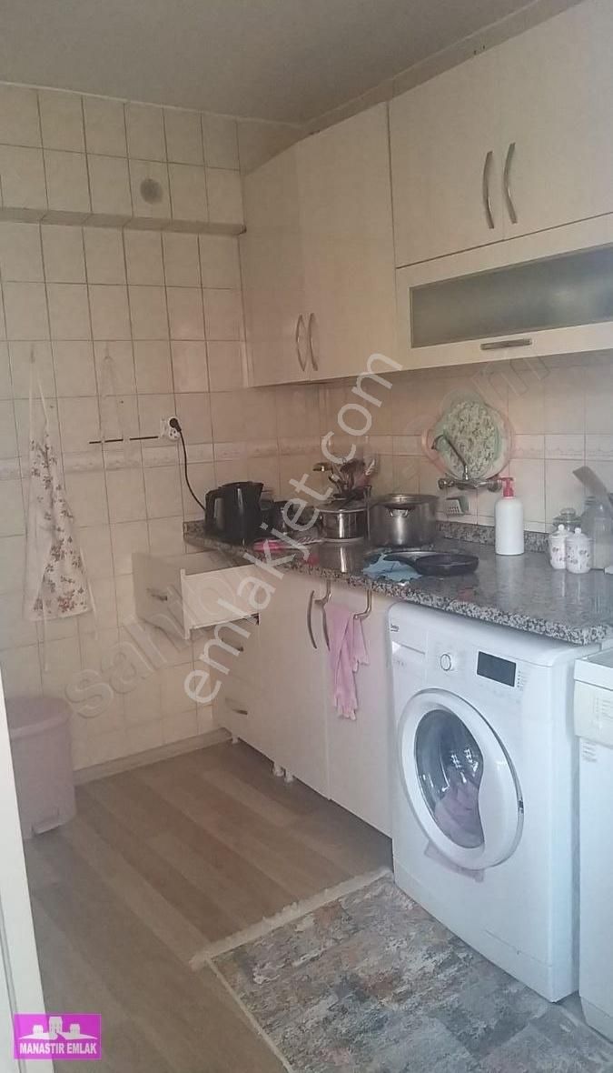 Manastır Emlak'tan Satılık Çarşıda 3+1 Daire 2.000.000 Tl - Görsel 13