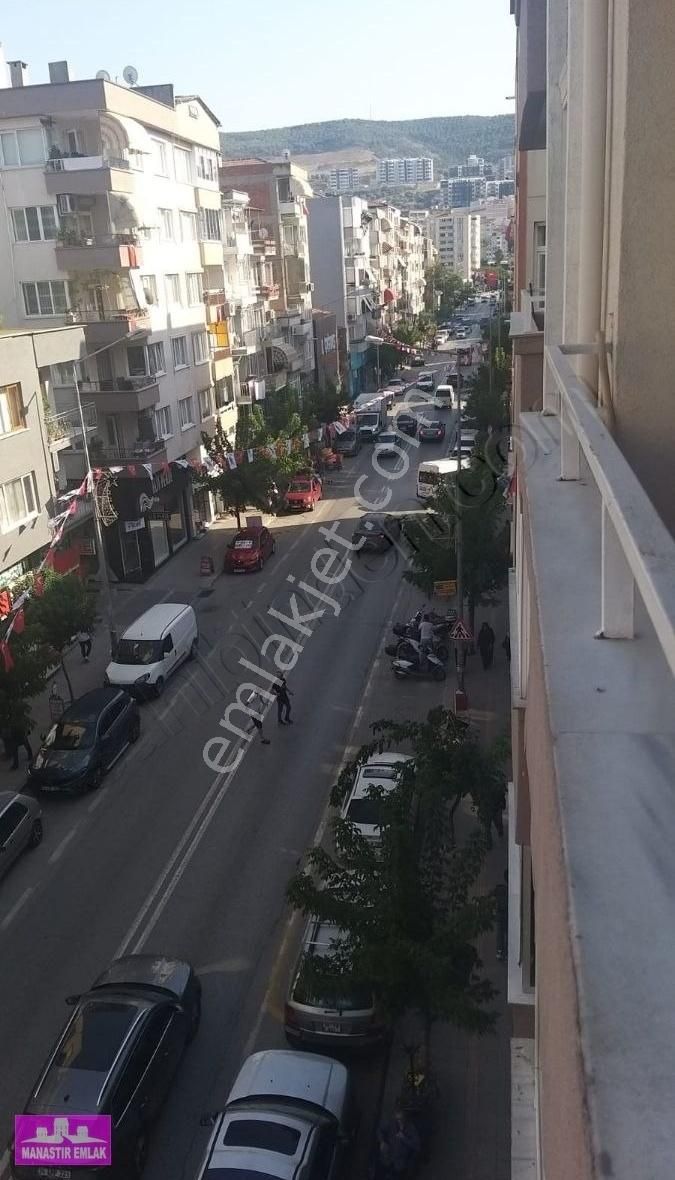 Manastır Emlak'tan Satılık Çarşıda 3+1 Daire 2.000.000 Tl - Görsel 17