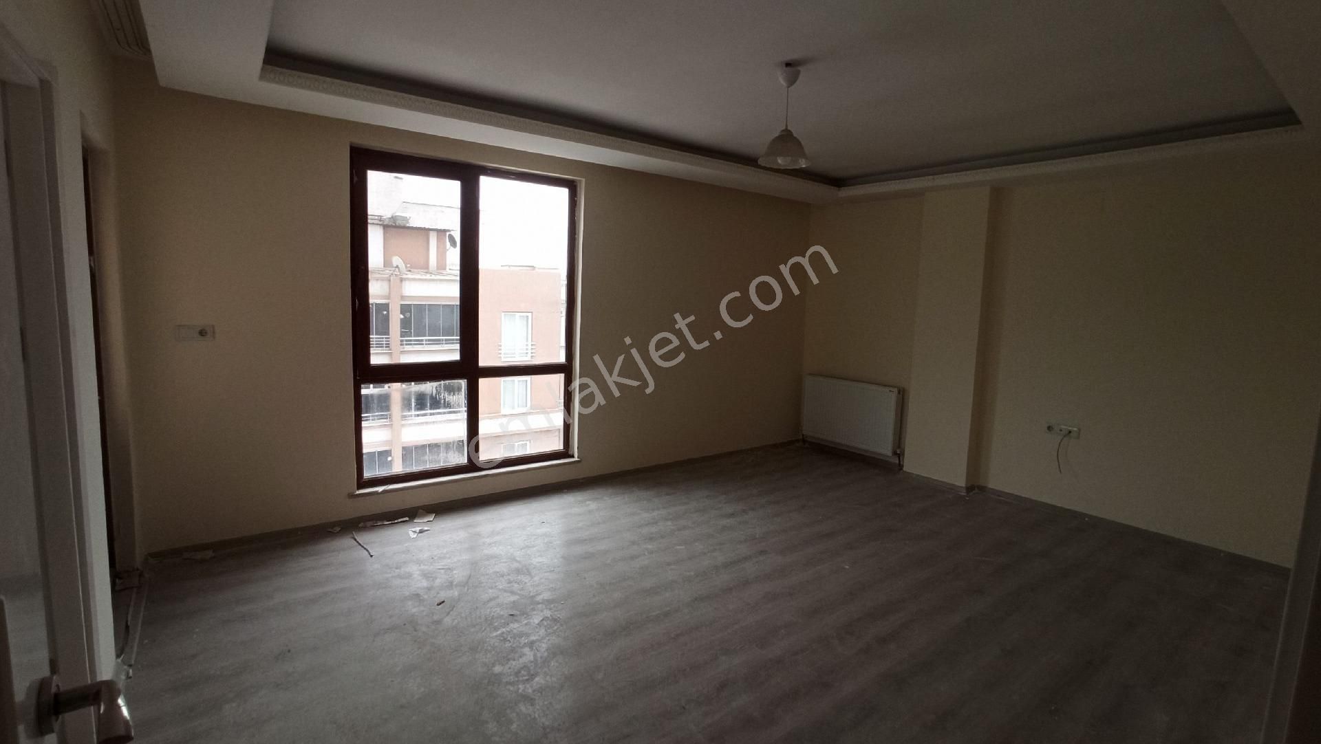 Dulkadiroğlu Egemenlik Satılık Daire MİLLİ EĞİTİM CADDESİ CİVARINDA 5 YILLIK BİR BİNADA SATILIK 2+1 80 M2 DAİRE