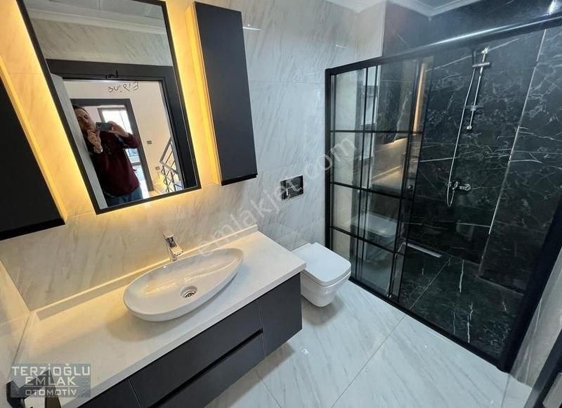 Terzioğlu'ndan Güre De Denize 100 Metre Sıfır Deluxe 3+1 Villa - Görsel 19