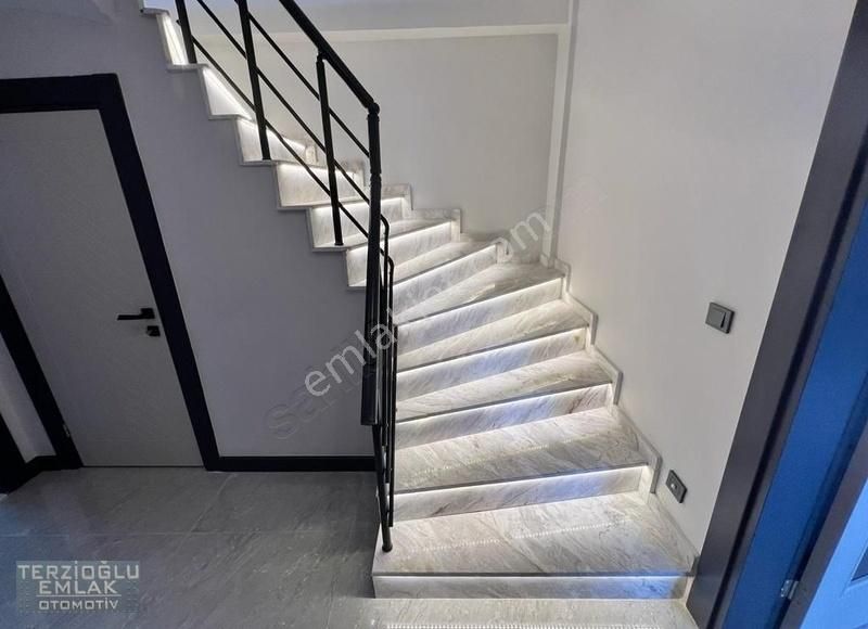 Terzioğlu'ndan Güre De Denize 100 Metre Sıfır Deluxe 3+1 Villa - Görsel 16