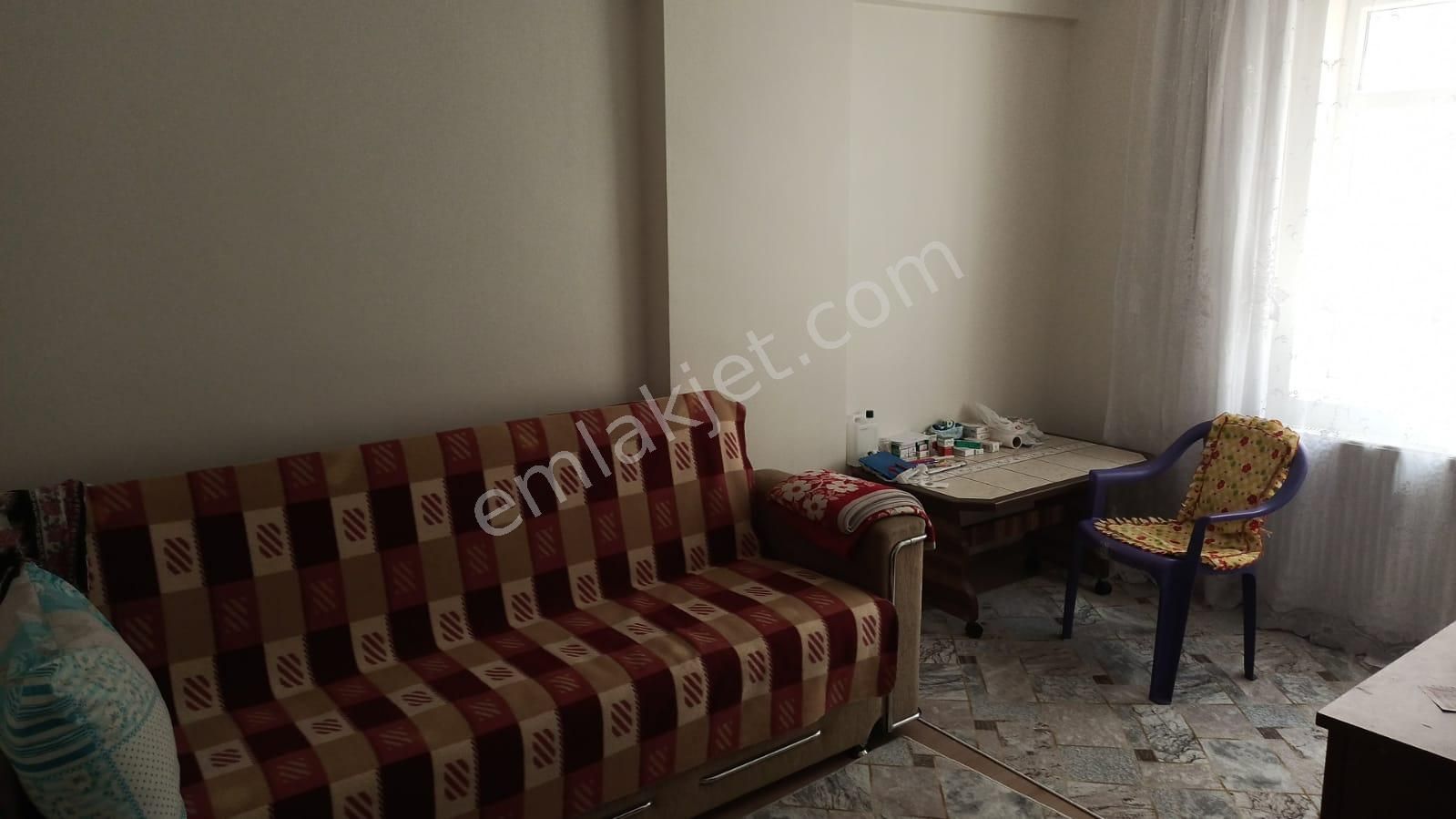 https://imaj.emlakjet.com/listing/13860569/AD80AF6B1434566C0850264AC8A9EF8F13860569.jpg