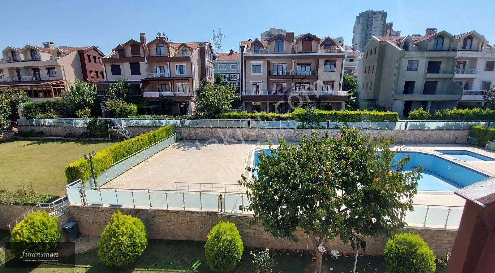 Başakşehir Bahçeşehir 2. Kısım Satılık Villa SAUNA.. ÇİFT MUTFAK.. HAVUZ.. GENİŞ BAHÇELİ.. A TİPİ KÖŞE VİLLA