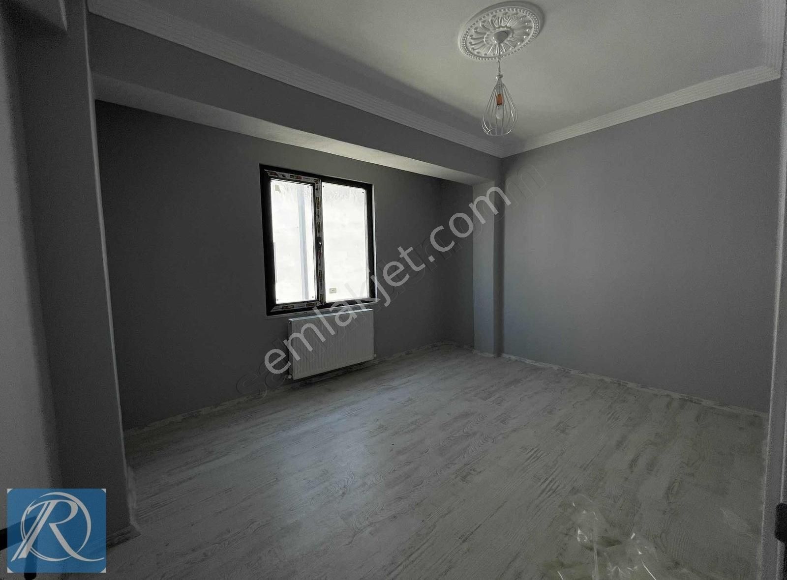 https://imaj.emlakjet.com/listing/13866275/63D56D78F888F3B23CA75516851FD50C13866275.jpg