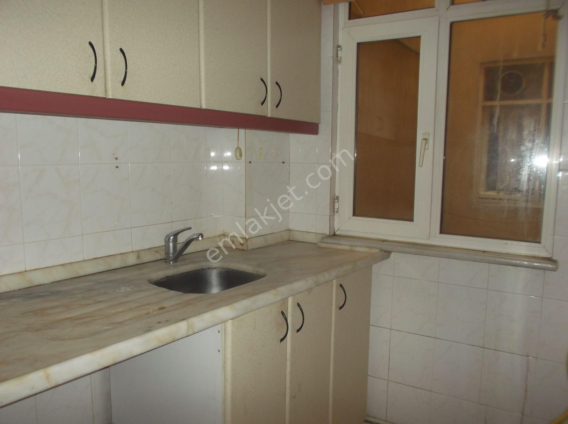 Akşenden Fatih Çapa Günaydın Sokakta 1.kat 100m² 2+1 Satılık Daire - Görsel 11