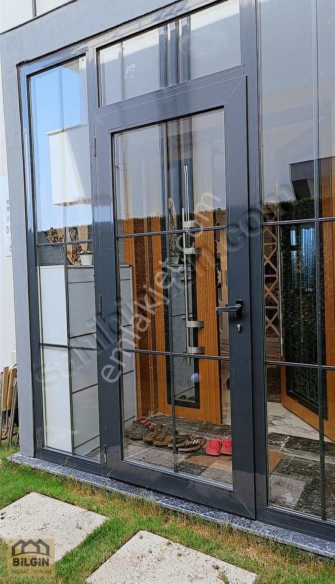 https://imaj.emlakjet.com/listing/13870524/B2C225A11637D5AC77B1917A79A74D3E13870524.jpg