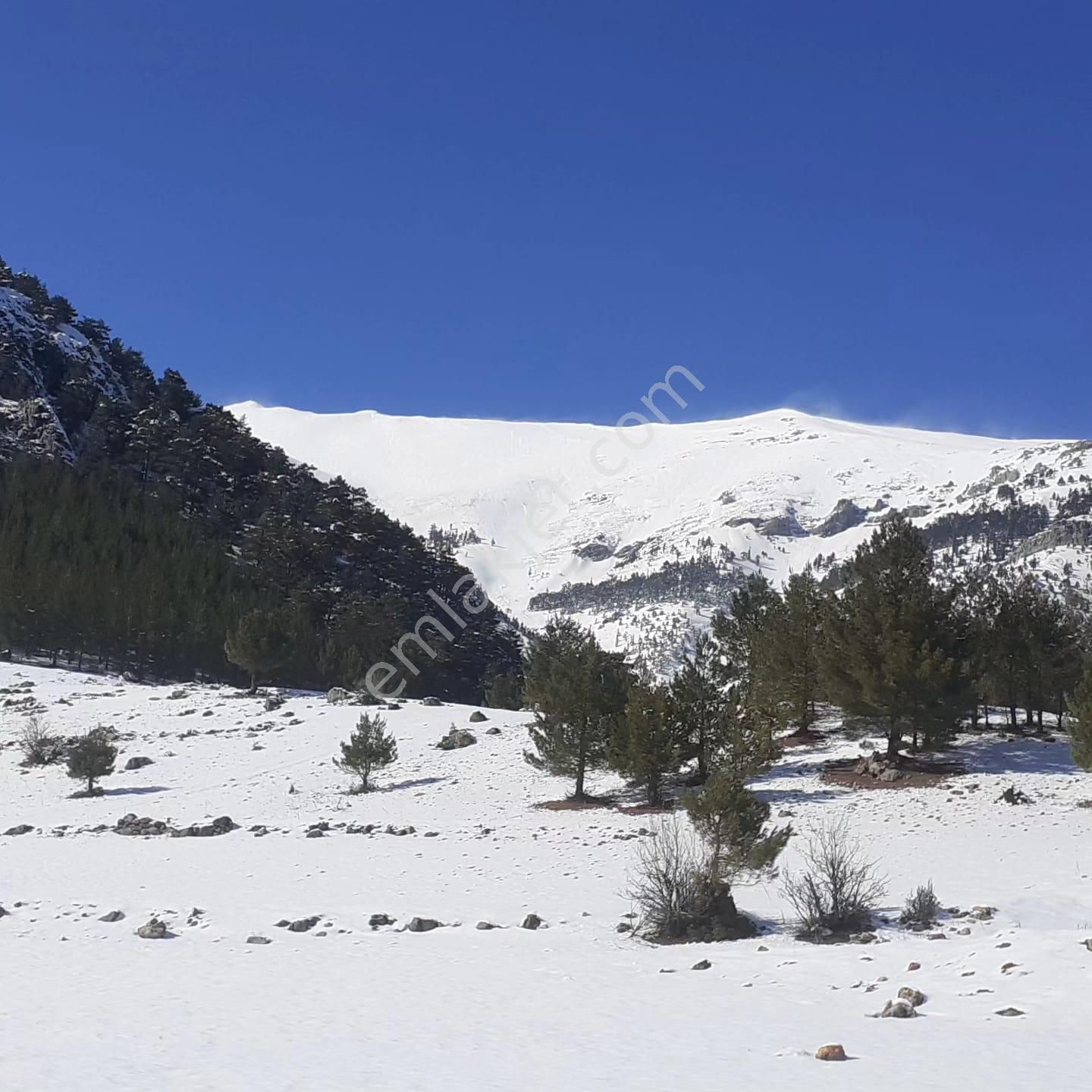 Pozantı Kar Emlaktan Yapıtaş Sitesi Üstü Satılık 750m2 Arsa - Görsel 5