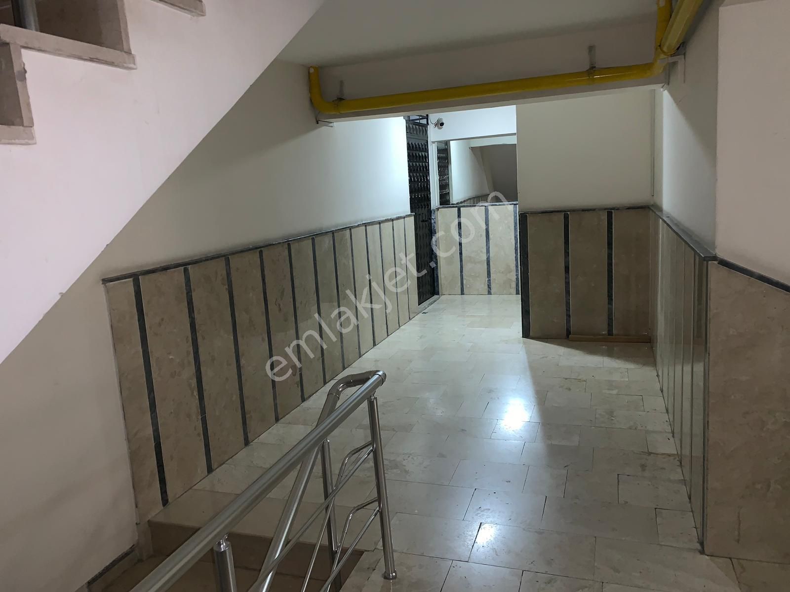 https://imaj.emlakjet.com/listing/13877657/DBDE029F58BE58FF240F97E18BBEBF5F13877657.jpg