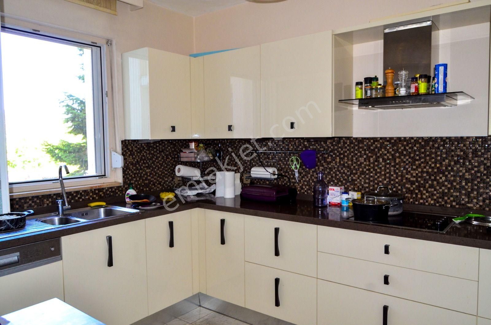 https://imaj.emlakjet.com/listing/13881516/F885E606545E690E1E46277804C4841313881516.jpg