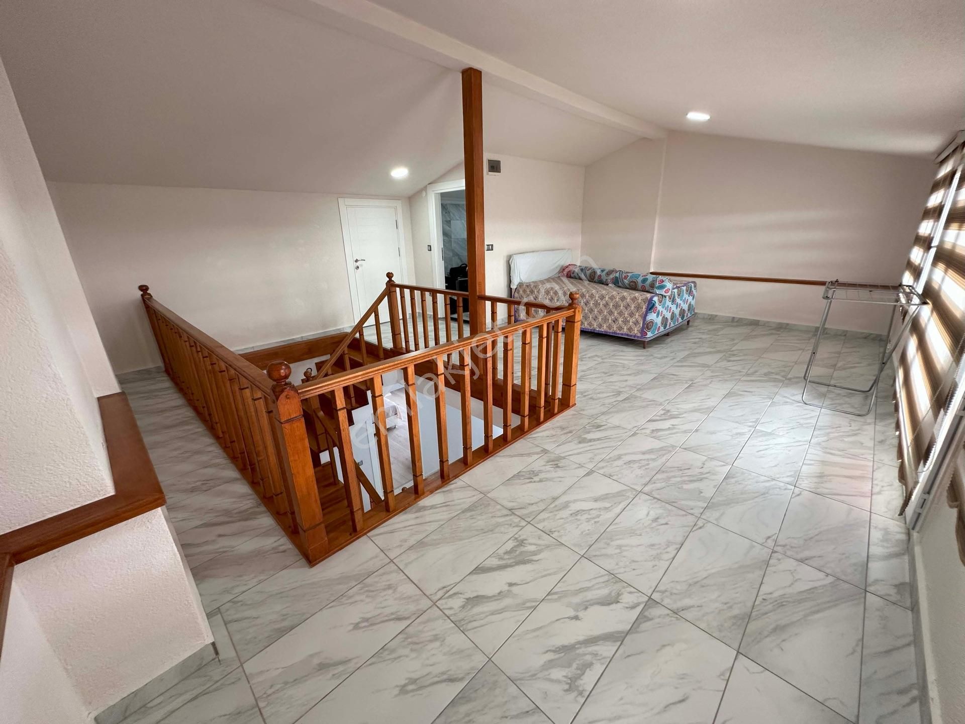 Burhaniye'de Satılık Tam Mustakil Villa - Görsel 29