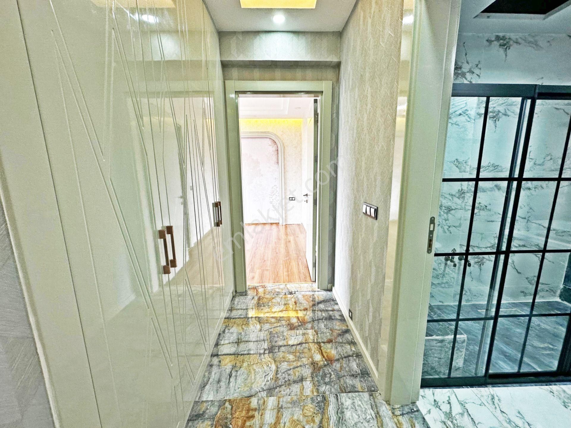 Fıstıklık'ta Aktif Lokasyonda İhtişamlı Tasarımıyla 4+1daire - Görsel 23