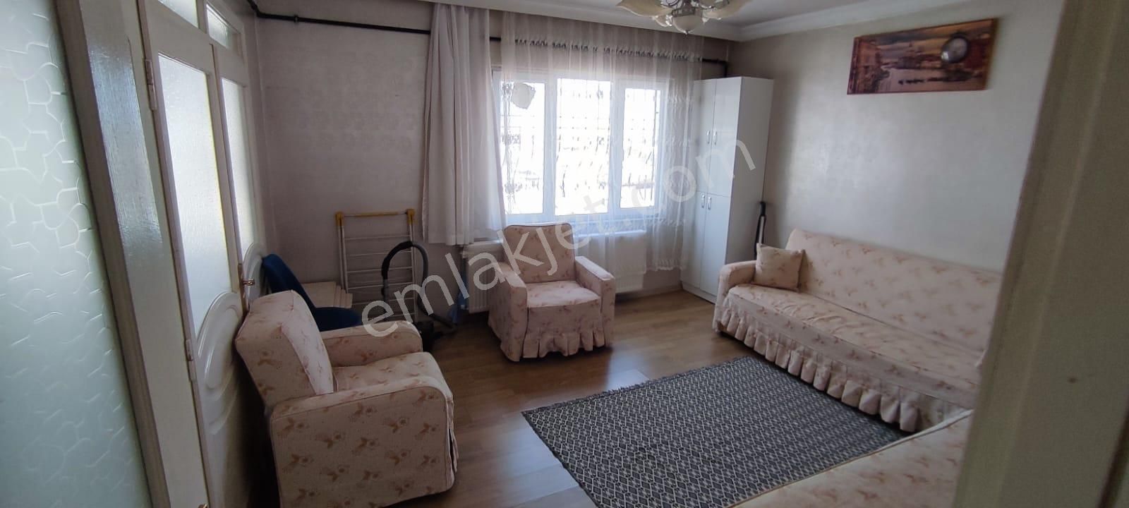 https://imaj.emlakjet.com/listing/13897355/0086853F567A82C6A243978CD3B0BD8713897355.jpg