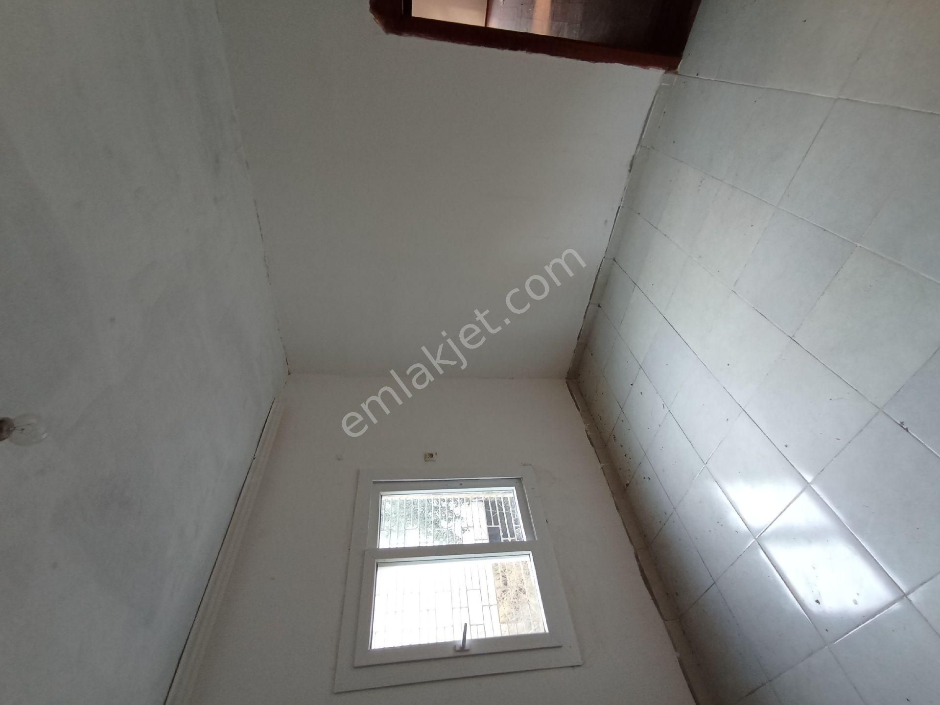 Müstakil 2+1 Ev Altı Dükkan Mini Bahçeli Satılık Limonlu Mah Erdemli - Görsel 12