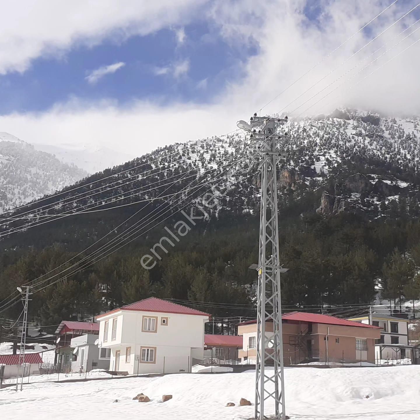 Pozantı Kar Emlaktan Yenikonacık Bozkırlı Mevkiinde Satılık 450m2 Arsa - Görsel 7