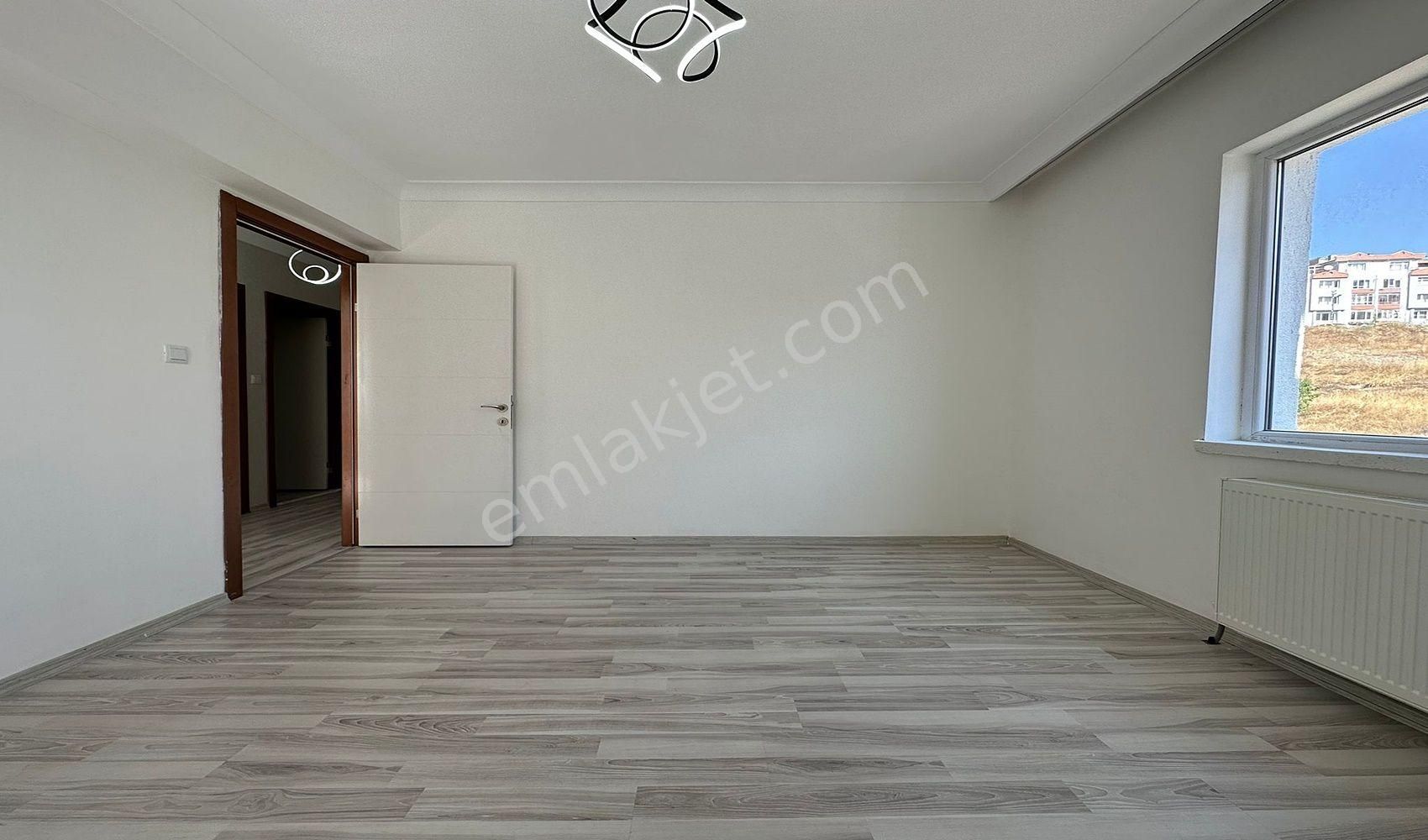 https://imaj.emlakjet.com/listing/13900738/9062455A1B6A10CC97CF1C301262C85613900738.jpeg