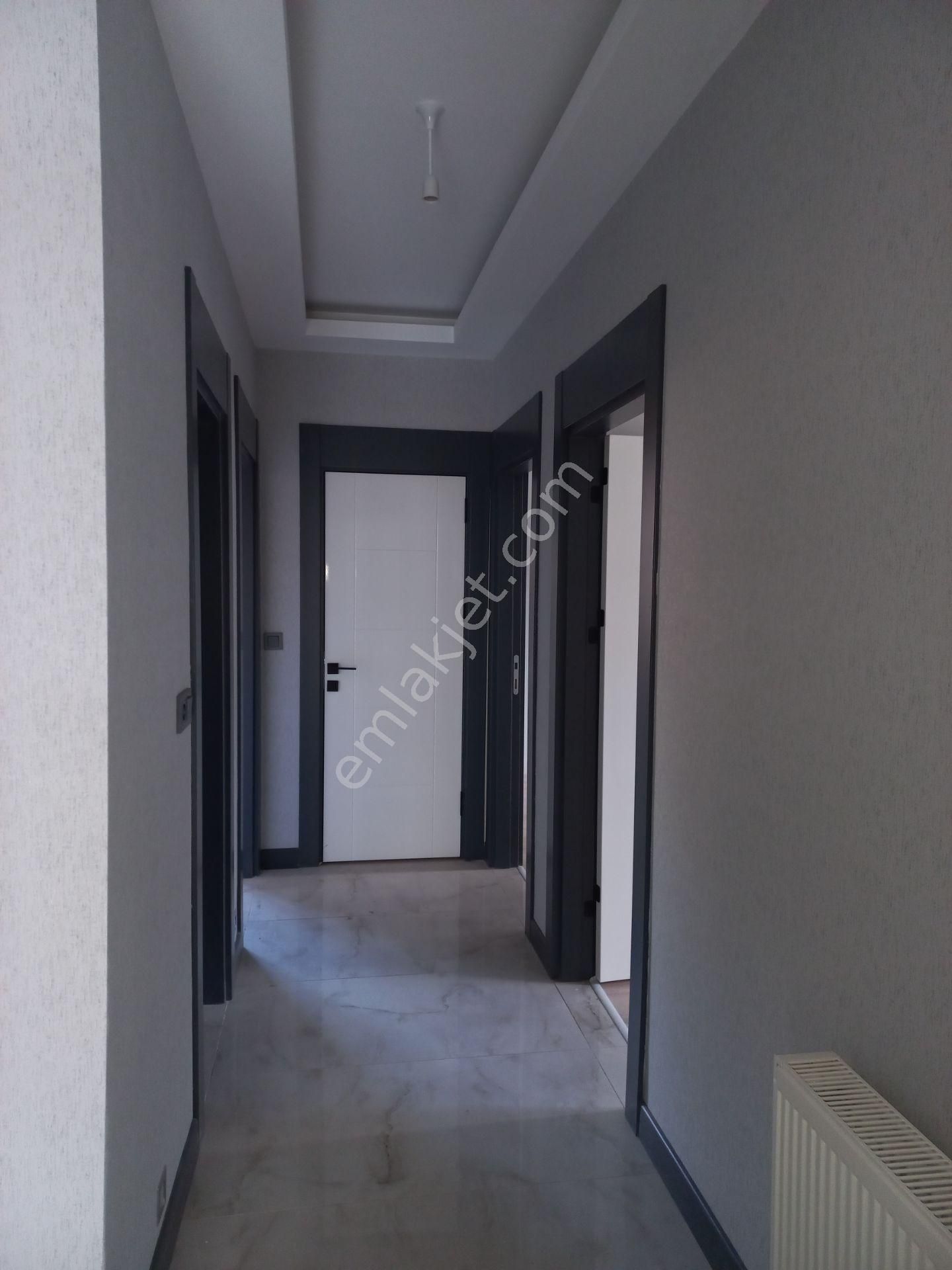 https://imaj.emlakjet.com/listing/13904867/DB0DEC30CCFD6BC4EF6168E8C2A5D23713904867.jpg