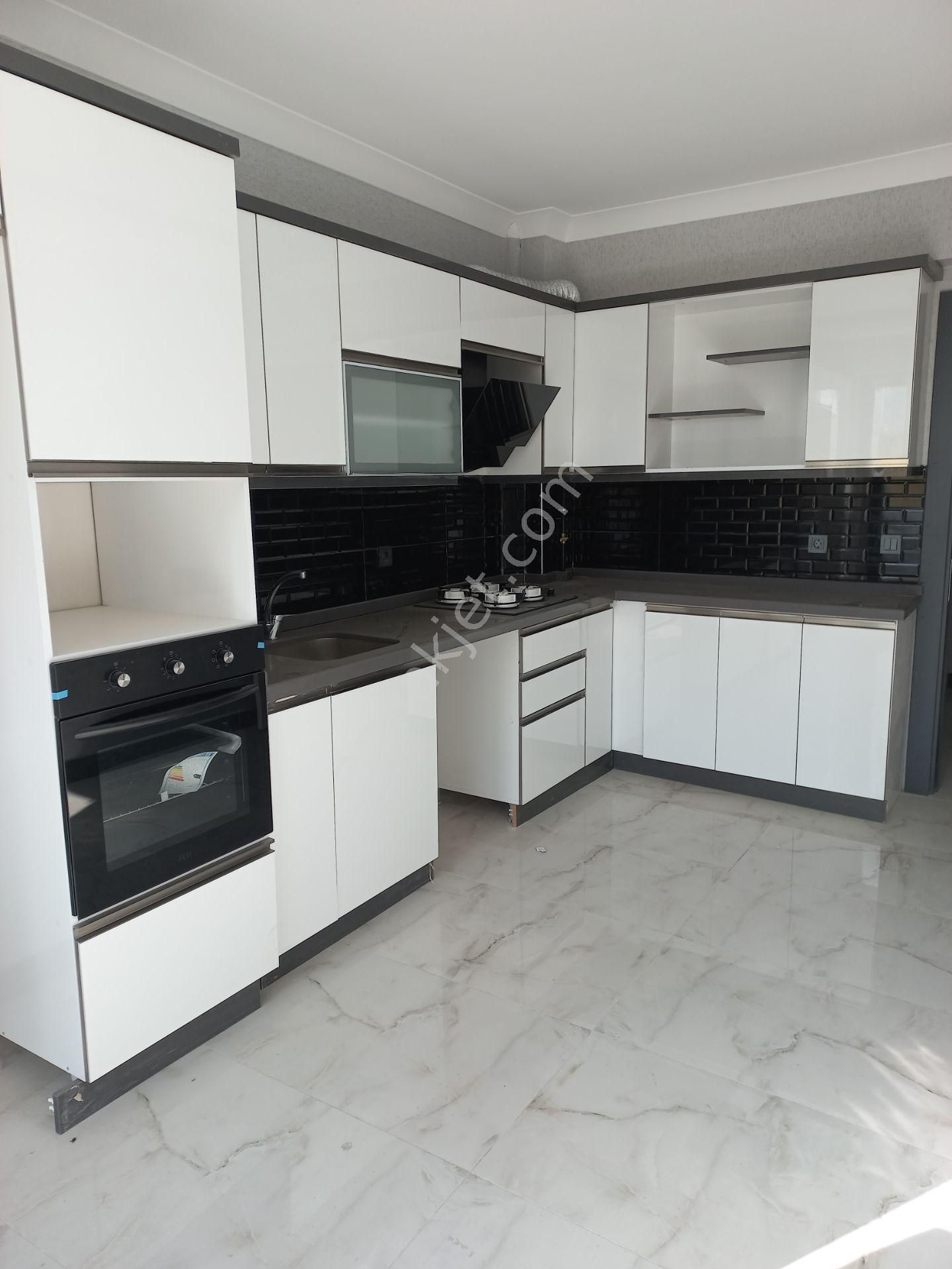 https://imaj.emlakjet.com/listing/13904867/F8D1A66BEB4E074ED5B49C8B01E4D64A13904867.jpg