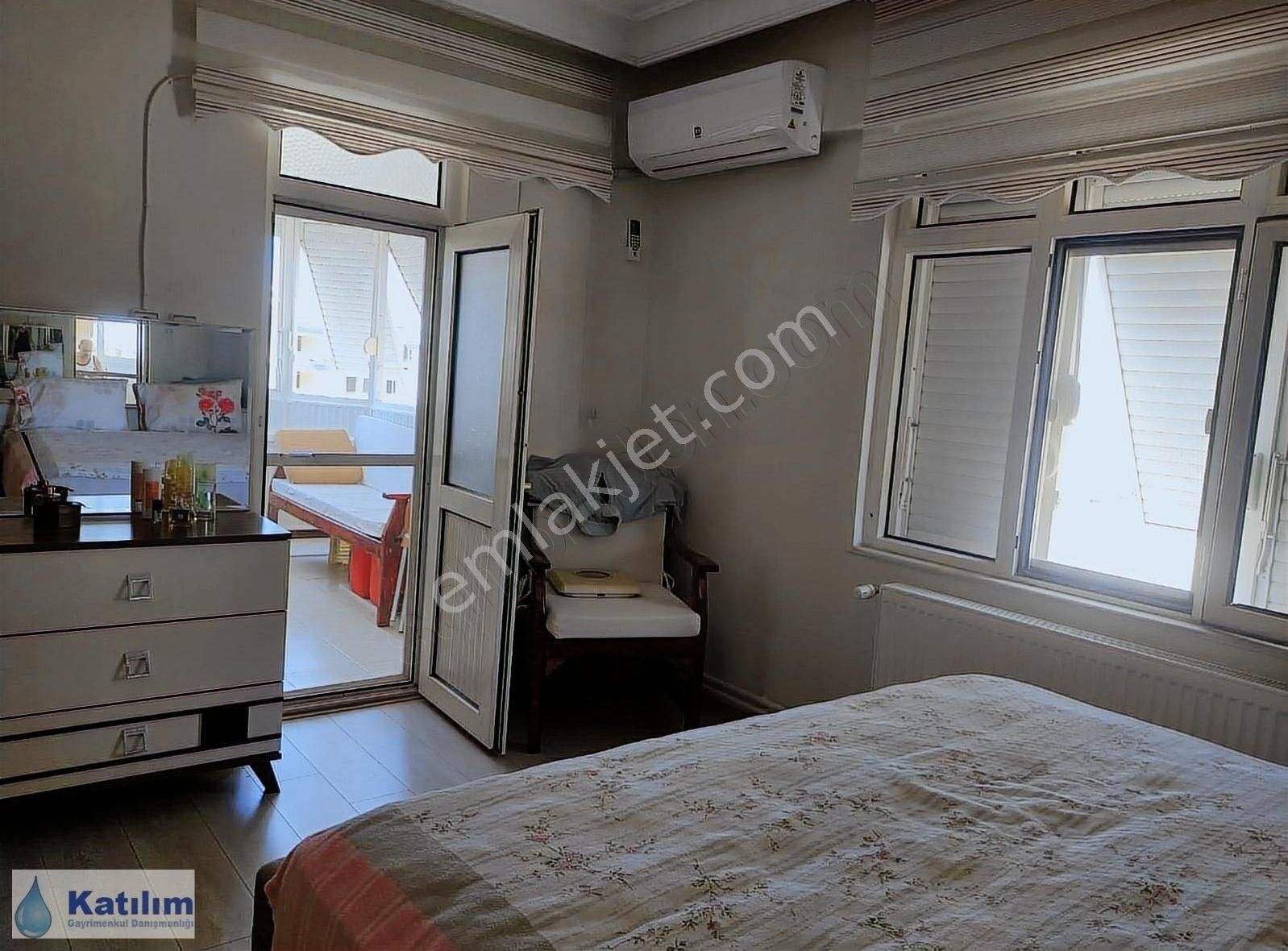 https://imaj.emlakjet.com/listing/13906596/23A19304A5B4CFAB1A10983361766E6B13906596.jpg