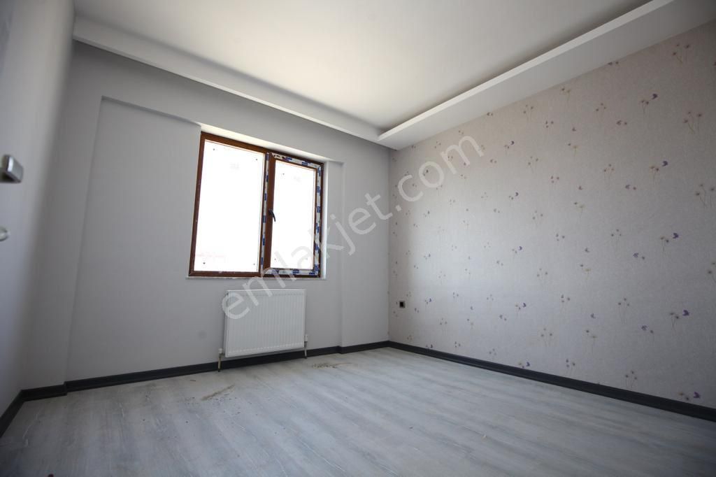 https://imaj.emlakjet.com/listing/13906778/73780929466078E5C54F2729FD0CC22113823680.jpg
