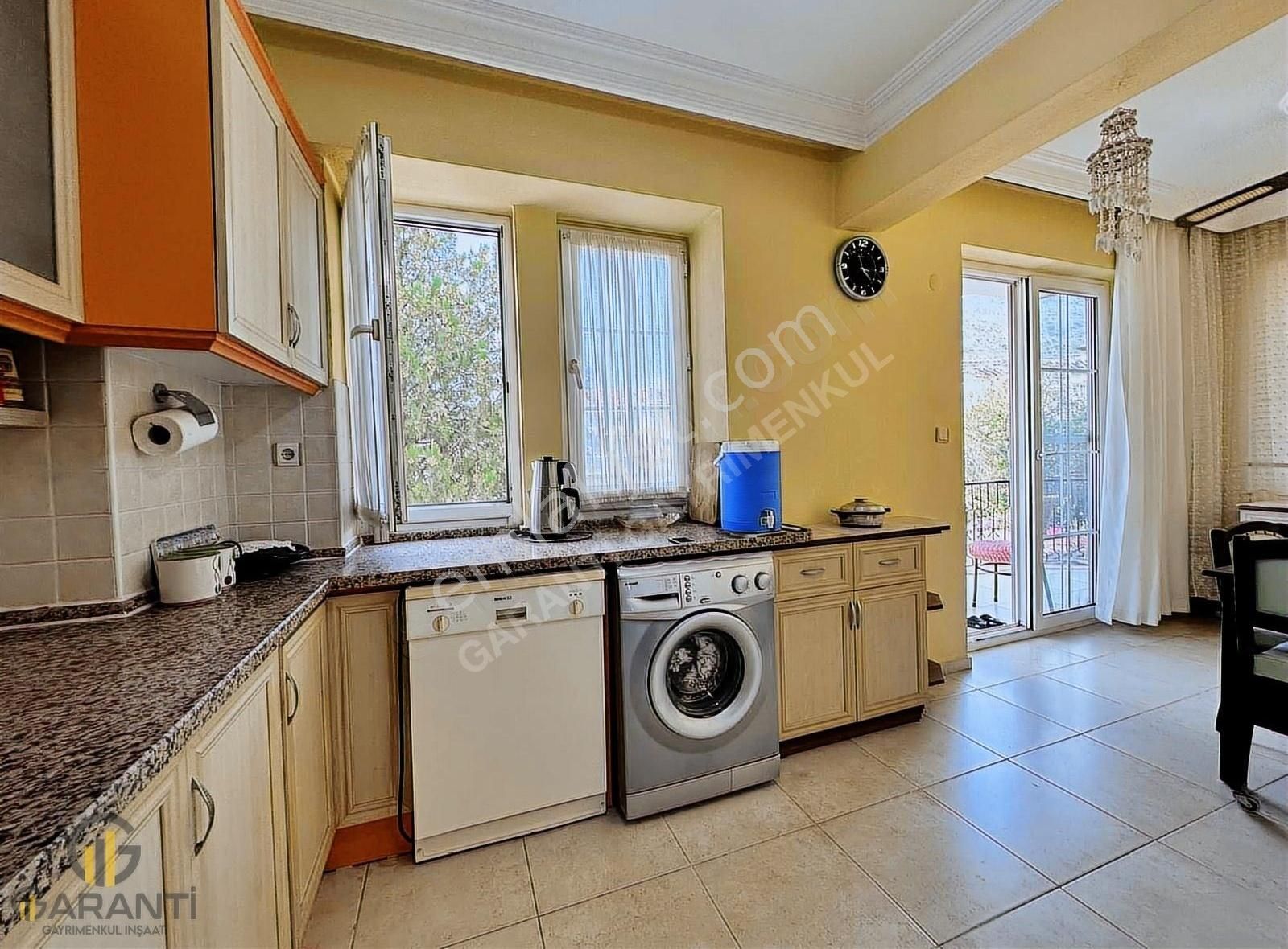 https://imaj.emlakjet.com/listing/13912593/BD0E7D4627B159821B5FEACD13E88E7F13912593.jpg