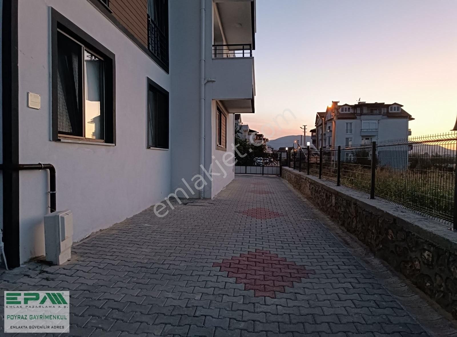 https://imaj.emlakjet.com/listing/13912681/2D825A073ACED473676C7AB5AD22DF7A13912681.jpg
