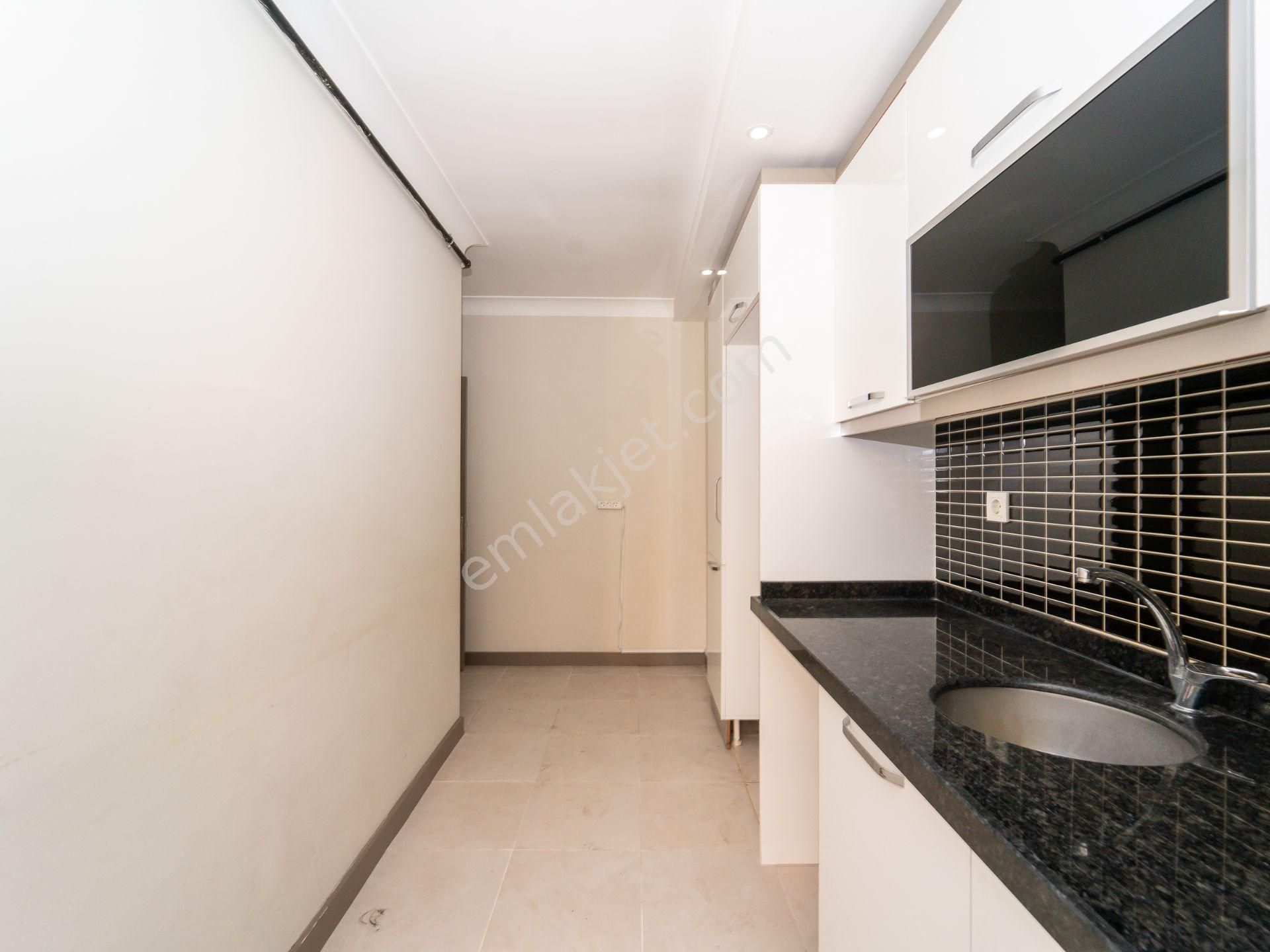 https://imaj.emlakjet.com/listing/13913116/DBFA6655343B8112BA94F7B0E252634913913116.jpg