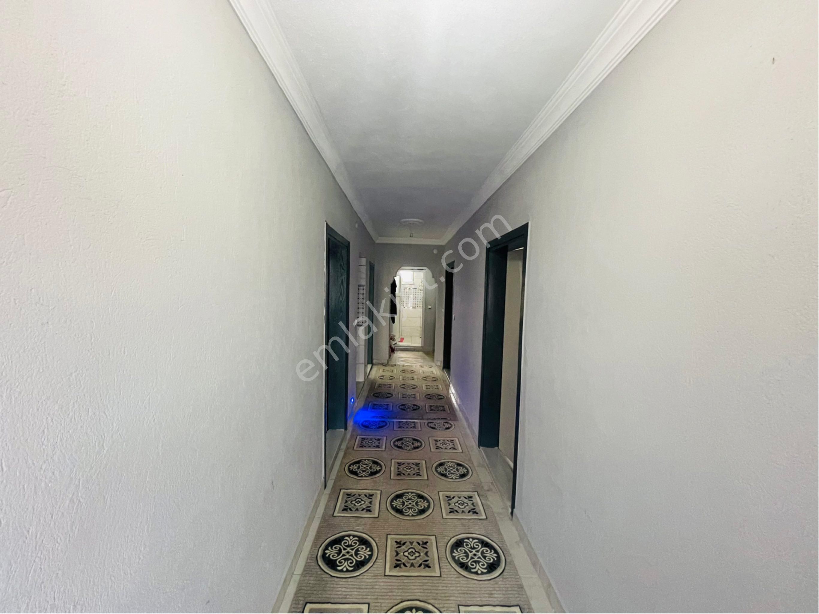 https://imaj.emlakjet.com/listing/13913135/D4BE205C45ABAC1EC124B1354762777911906279.jpg