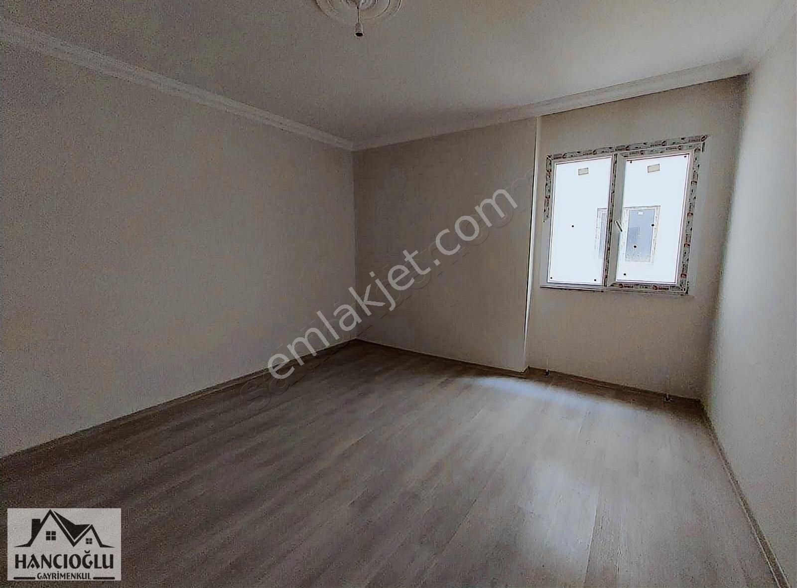 https://imaj.emlakjet.com/listing/13913738/781524F61A536AB037ADB489CD62224113913738.jpg