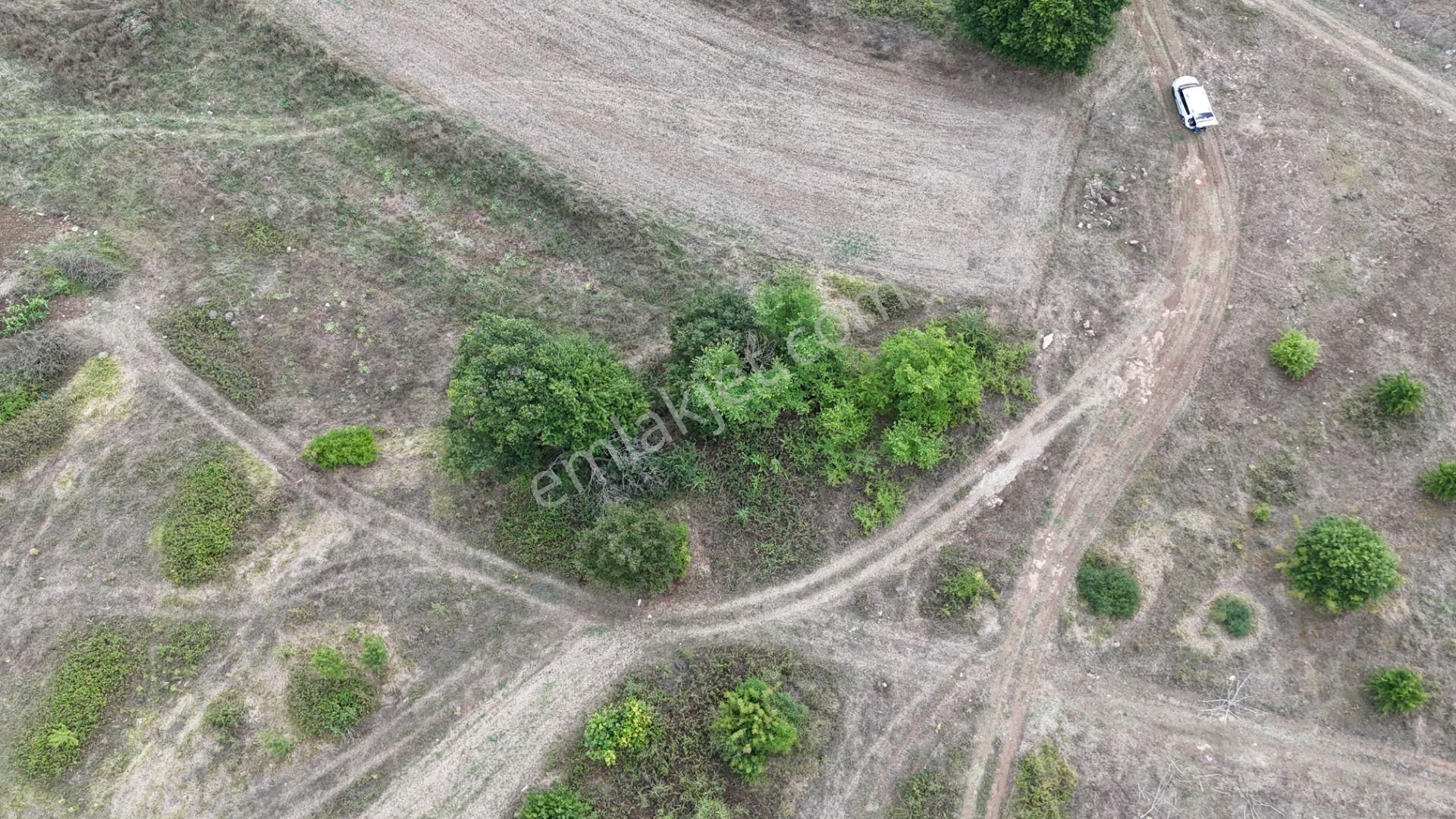 Duraçali 1718 M2 Yolu Olan Çapı Düzgün Satılık Parsel - Görsel 10