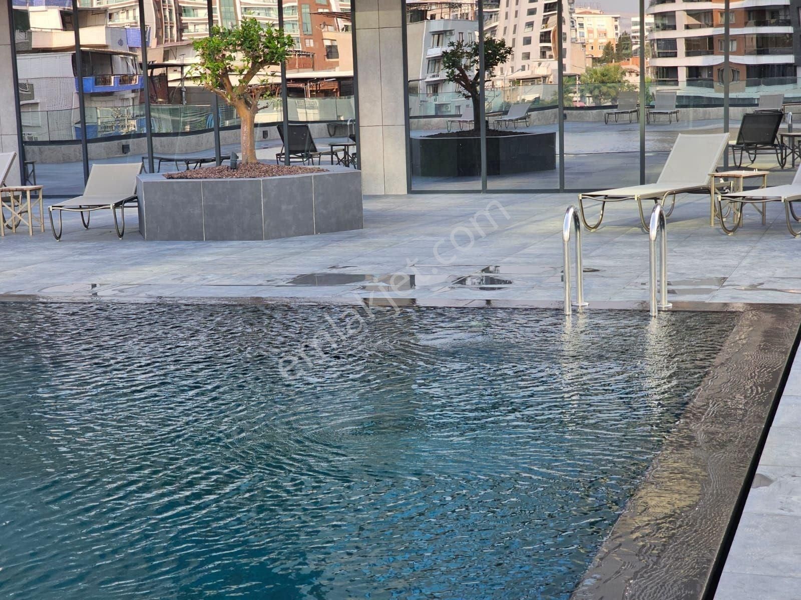 İzmir Bornova Deniz Manzaralı Havuzlu Eşyalı Lüks Satılık Rezidans Daire - Görsel 10