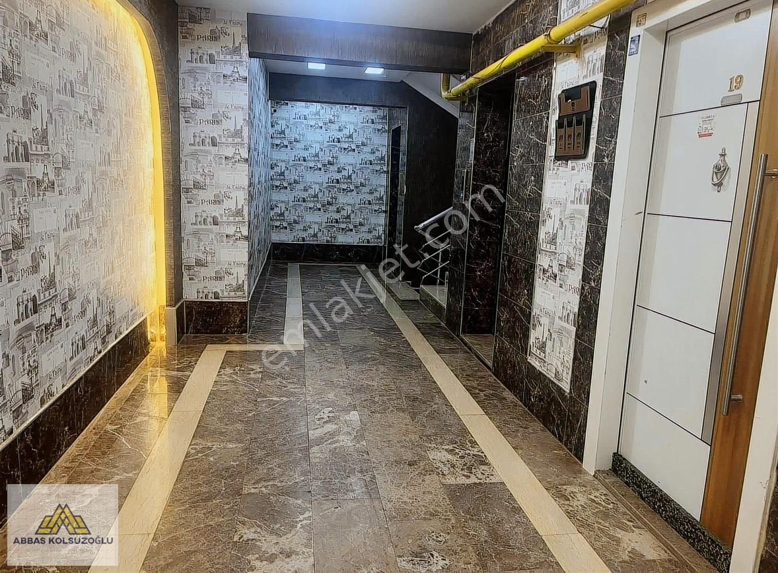 https://imaj.emlakjet.com/listing/13920157/E9FC2455E3A5650524176F4C68A566D813920157.jpg