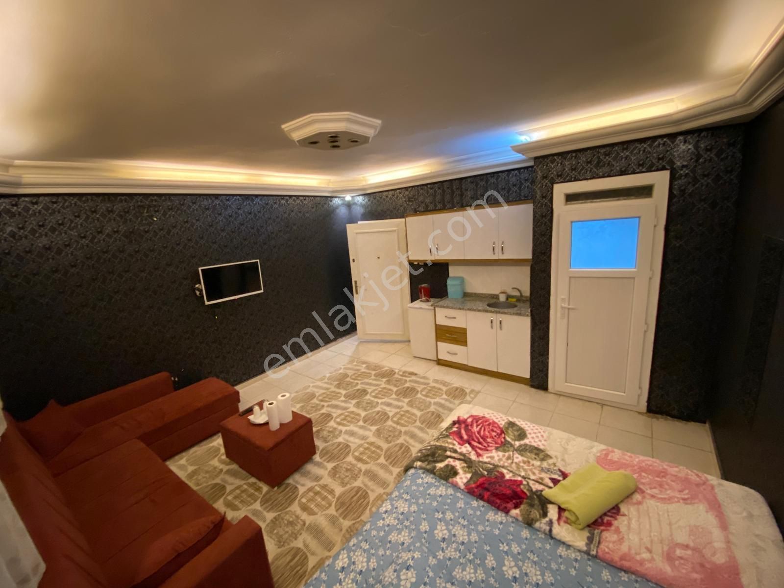 https://imaj.emlakjet.com/listing/13928458/9E75BF006D00A4D20D20D0C411C0F23412237001.jpeg