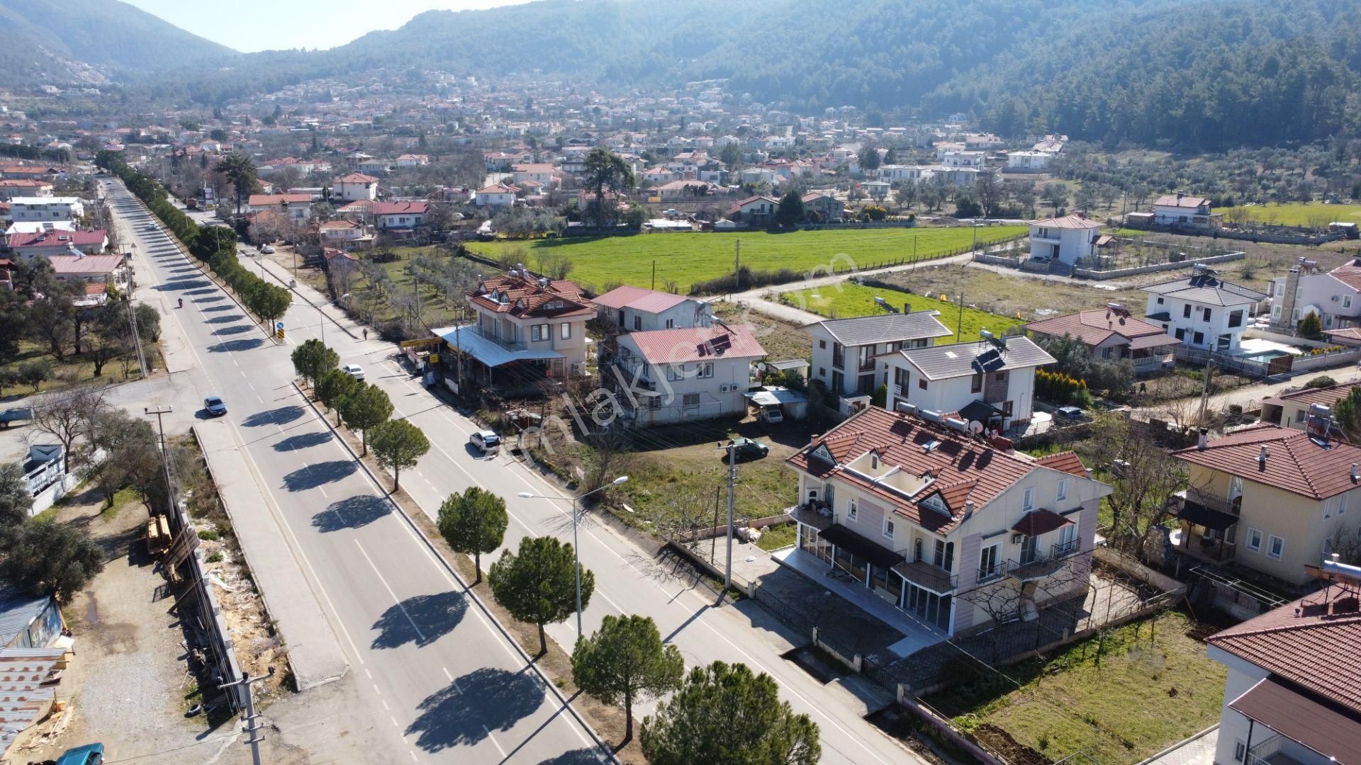 Fethiye Yeşilüzümlü Satılık Konut+Ticaret Alanı  Cittaslow'dan Yeşil Üzümlü'de 500m2 %30/60 Ticari + Konut İmarlı SatılıkArsa