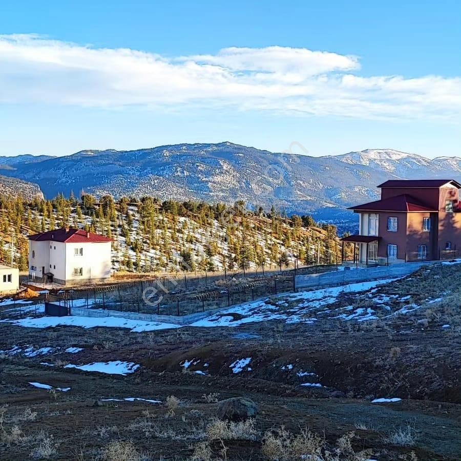 Pozantı Kar Emlaktan Kamışlı Yaylasında Satılık 500m2 Arsa