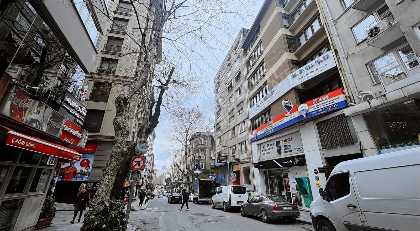 Şişli Teşvikiye Satılık Dükkan & Mağaza Valikonağı Merkezinde 25m2 Acilen Satılık Kaçmaz Kupon Mağaza!!!