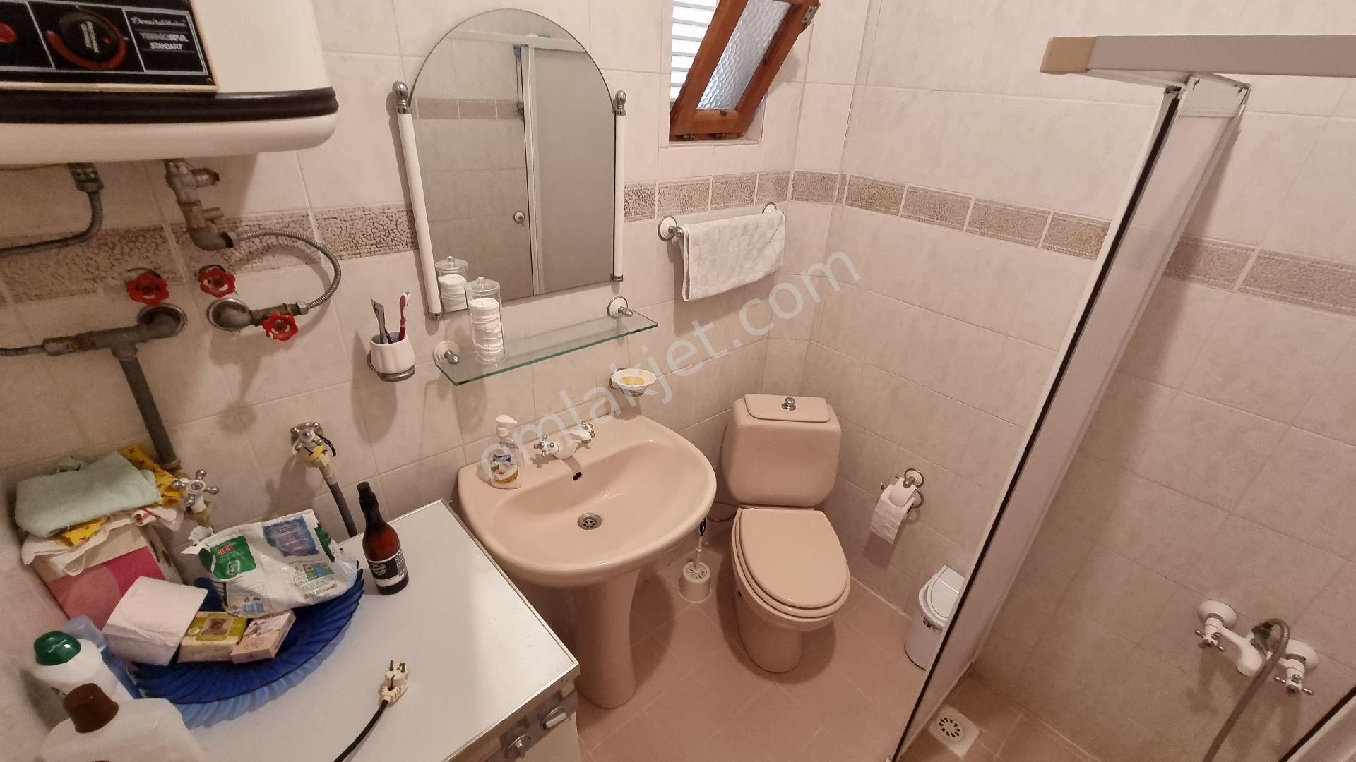 https://imaj.emlakjet.com/listing/13938269/2B8C4A622CDA2DE87CD14DC7BD9A8CBE13938269.jpg