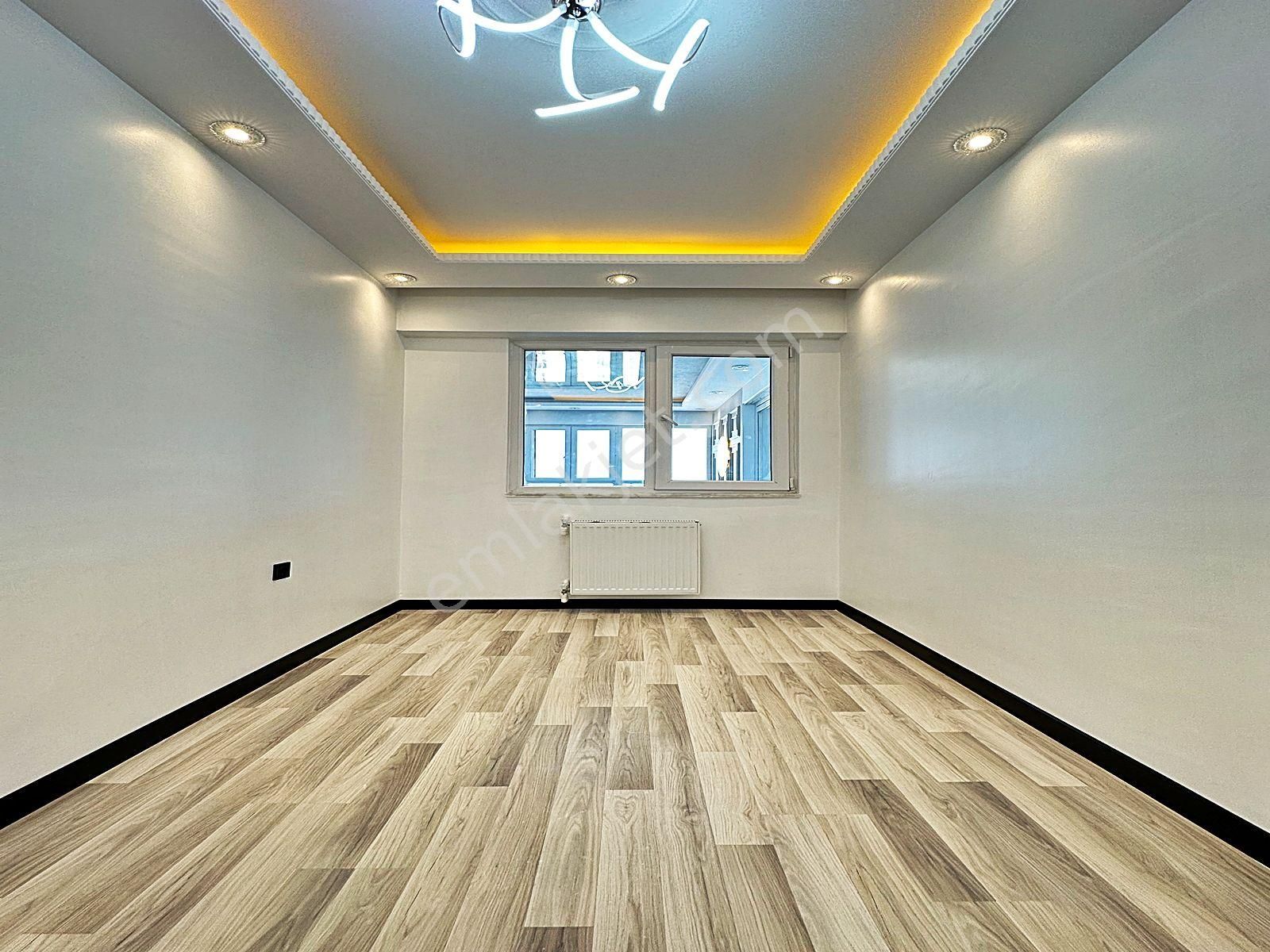 https://imaj.emlakjet.com/listing/13938998/3D6775A014A9832DBCB35906BBCAD6C213632507.JPG