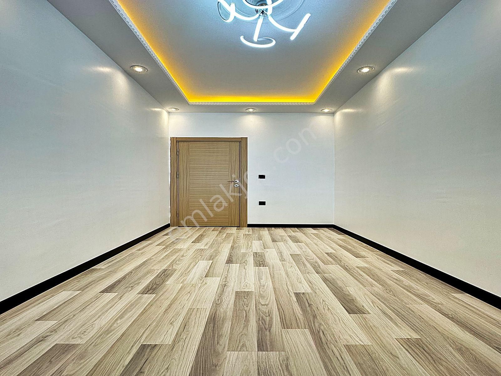https://imaj.emlakjet.com/listing/13938998/82E7FE67A218D5827E4E25B1F0C2AD1113632507.JPG