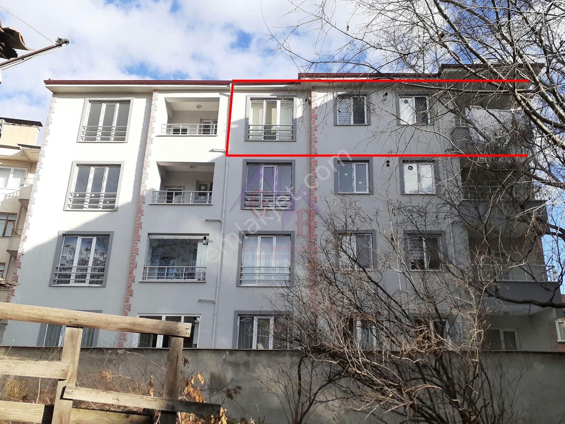 Tosya Dilküşa Satılık Daire KASTAMONU-TOSYA ÇARŞI MERKEZDE SATILIK 3+1 YENİ DAİRE