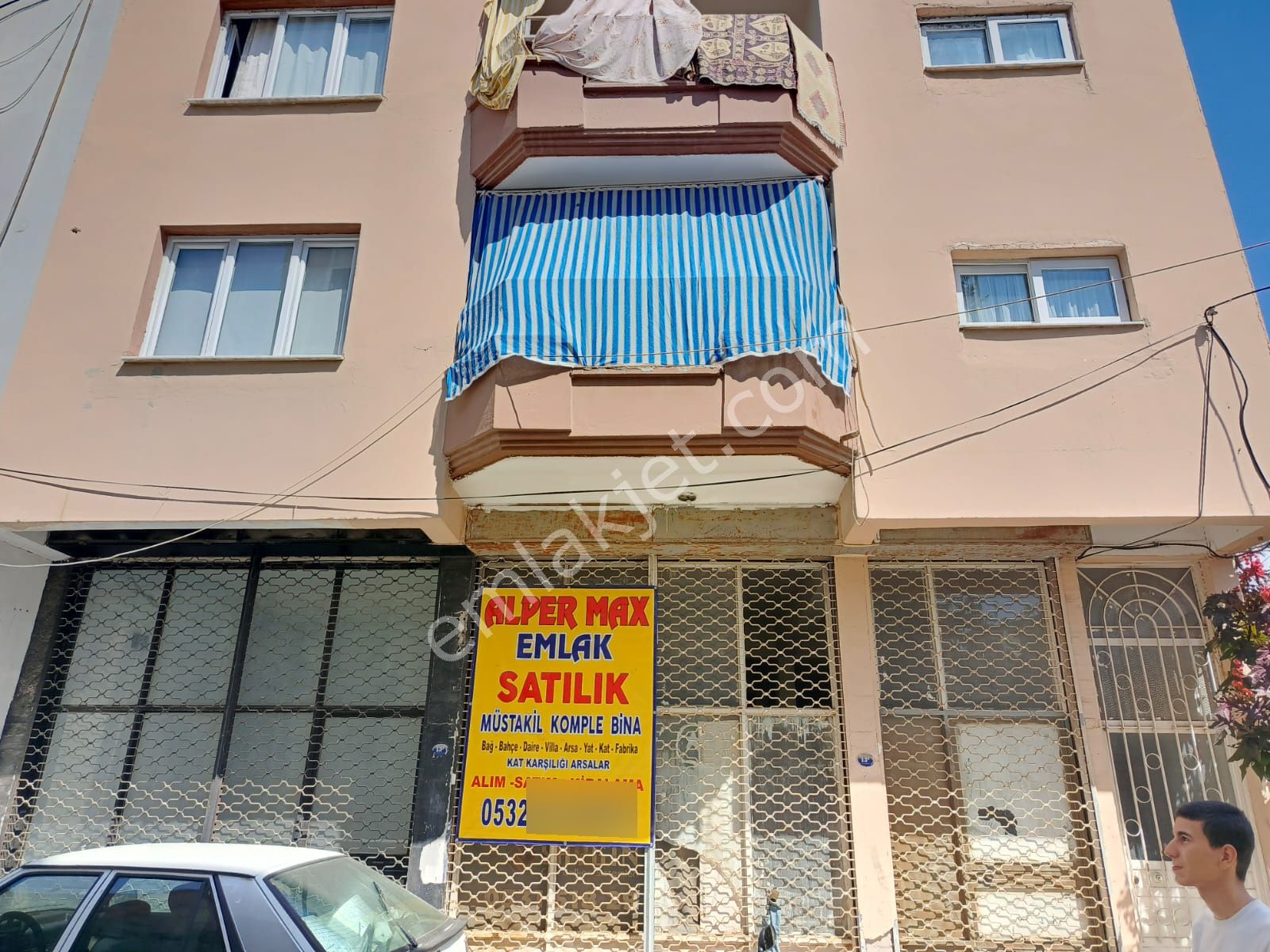 Yenigirne Postacılar Da Satılık 3 Katlı Bina 2 Dükkan 2 Daire ( İlan No.18 55 ) ( Fiyat. 8.mil. Tl. - Görsel 31