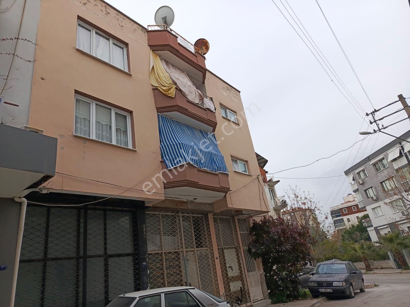 Yenigirne Postacılar Da Satılık 3 Katlı Bina 2 Dükkan 2 Daire ( İlan No.18 55 ) ( Fiyat. 8.mil. Tl. - Görsel 19