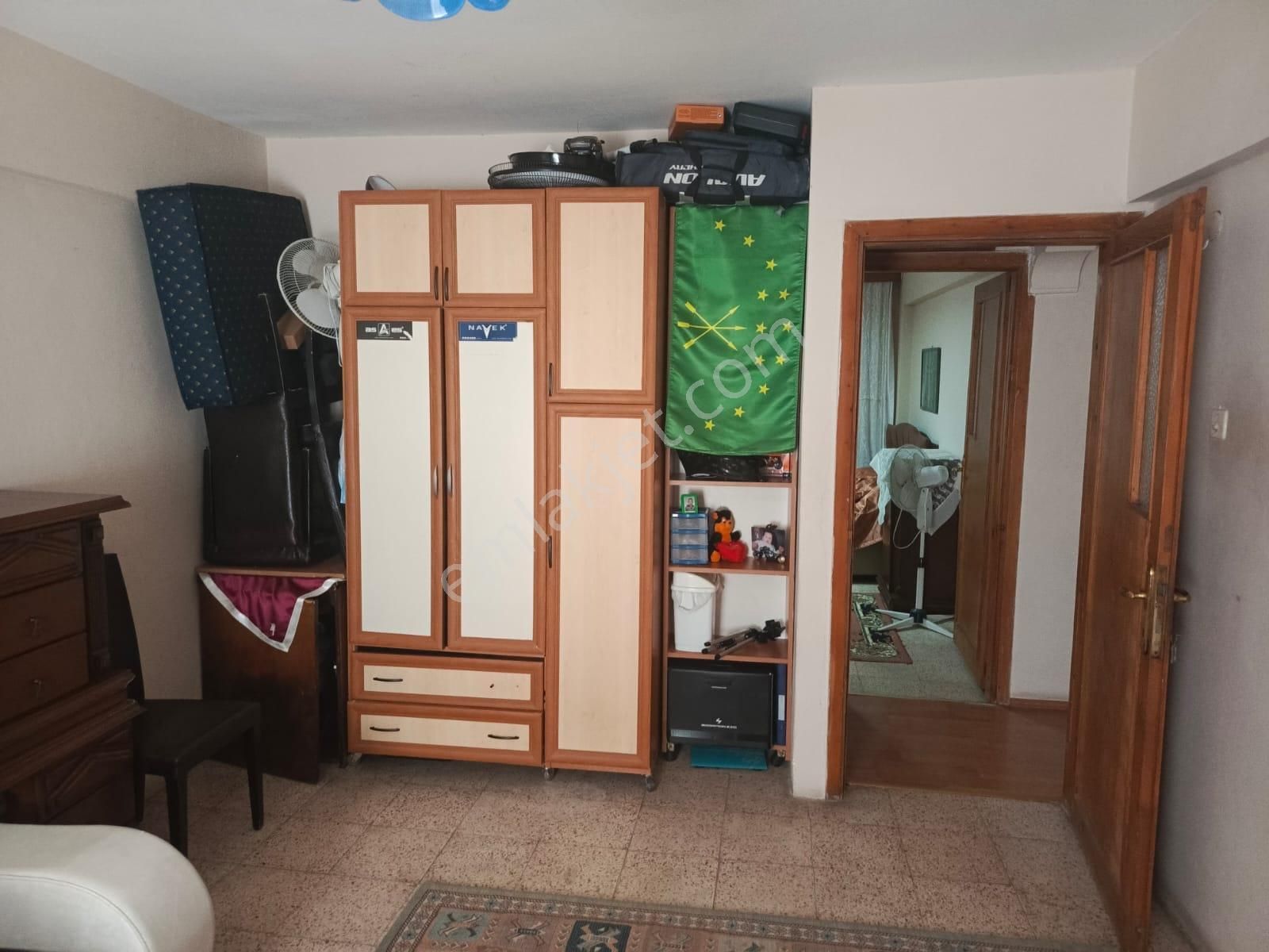 Yenigirne Postacılar Da Satılık 3 Katlı Bina 2 Dükkan 2 Daire ( İlan No.18 55 ) ( Fiyat. 8.mil. Tl. - Görsel 25