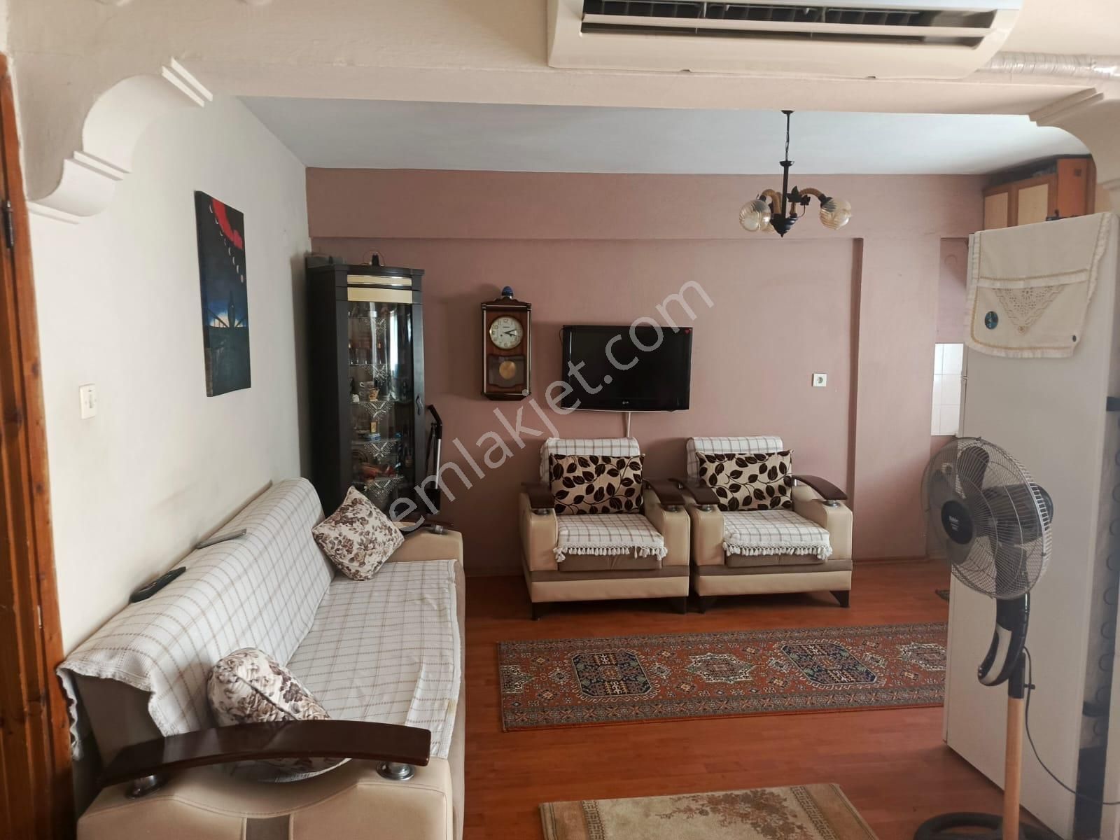 Yenigirne Postacılar Da Satılık 3 Katlı Bina 2 Dükkan 2 Daire ( İlan No.18 55 ) ( Fiyat. 8.mil. Tl. - Görsel 26